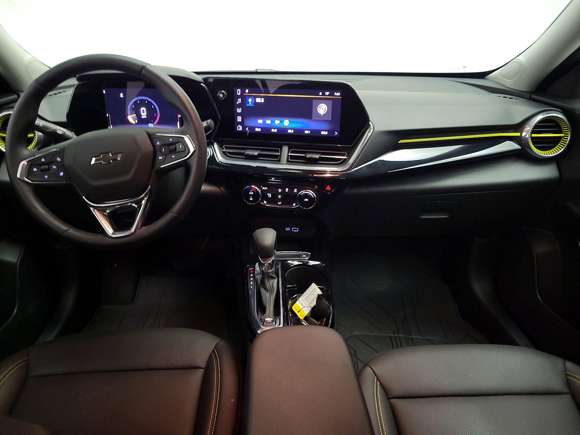 Thumbnail: 2025 Chevrolet Trax - 9