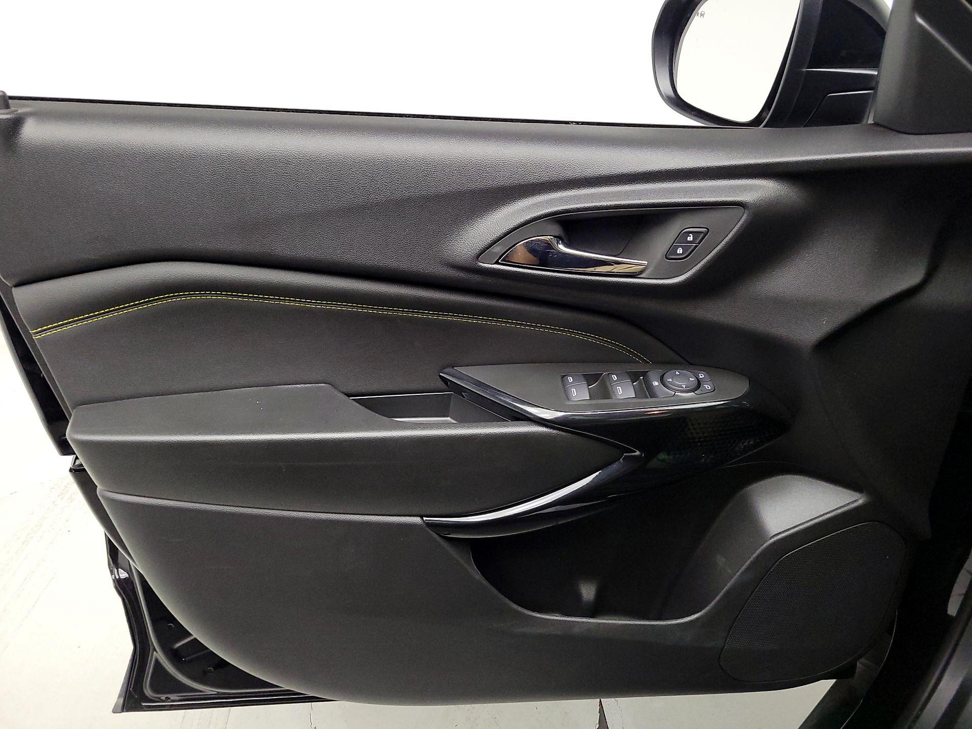 Thumbnail: 2025 Chevrolet Trax - 12