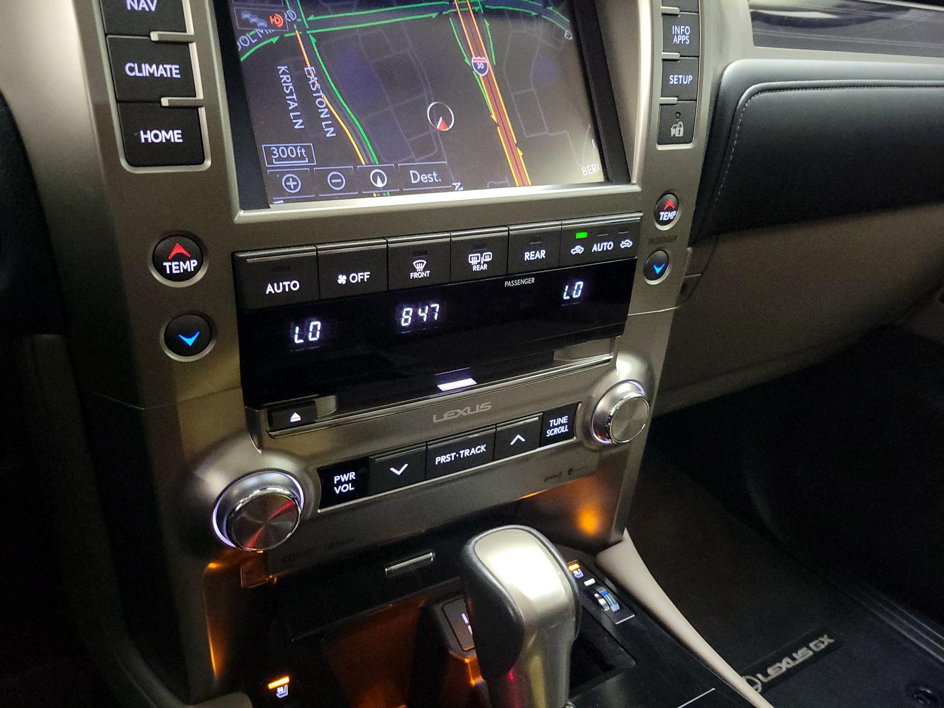 Thumbnail: 2021 Lexus GX - 17