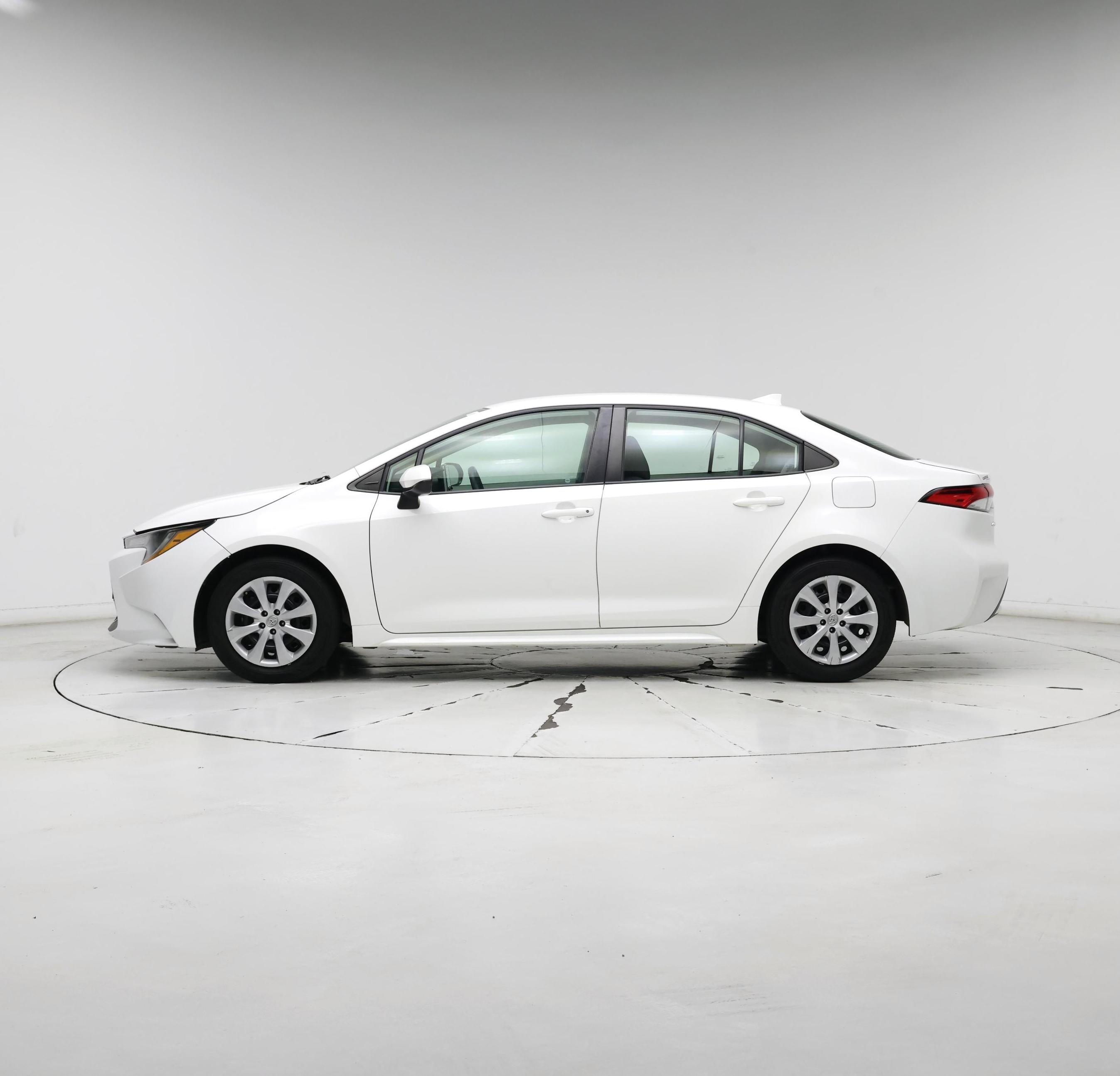 Thumbnail: 2021 Toyota Corolla - 3