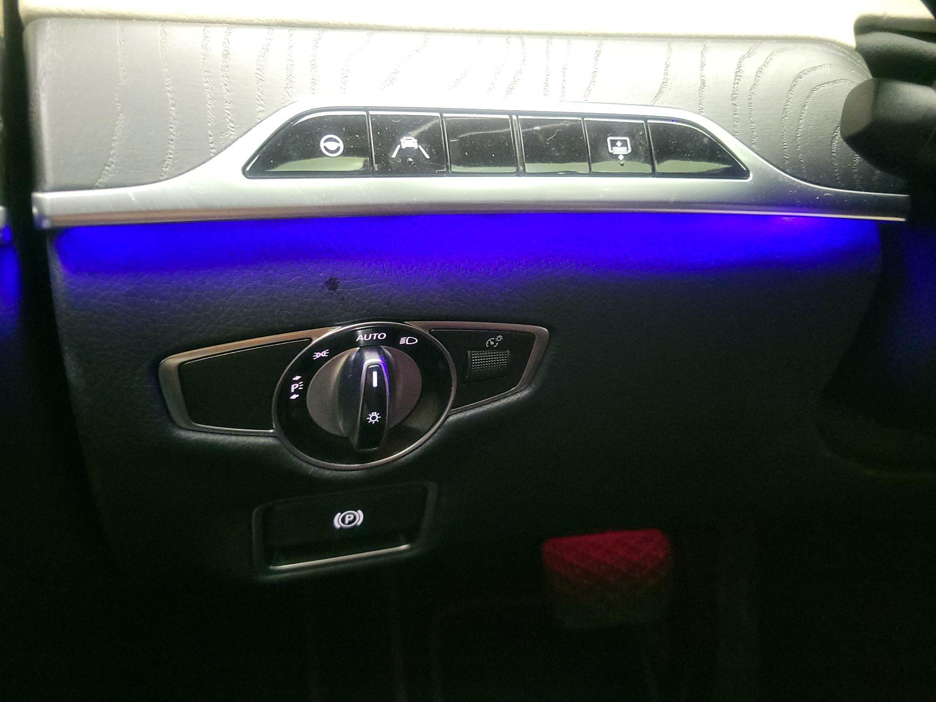 Thumbnail: 2018 Mercedes-Benz S-Class - 13