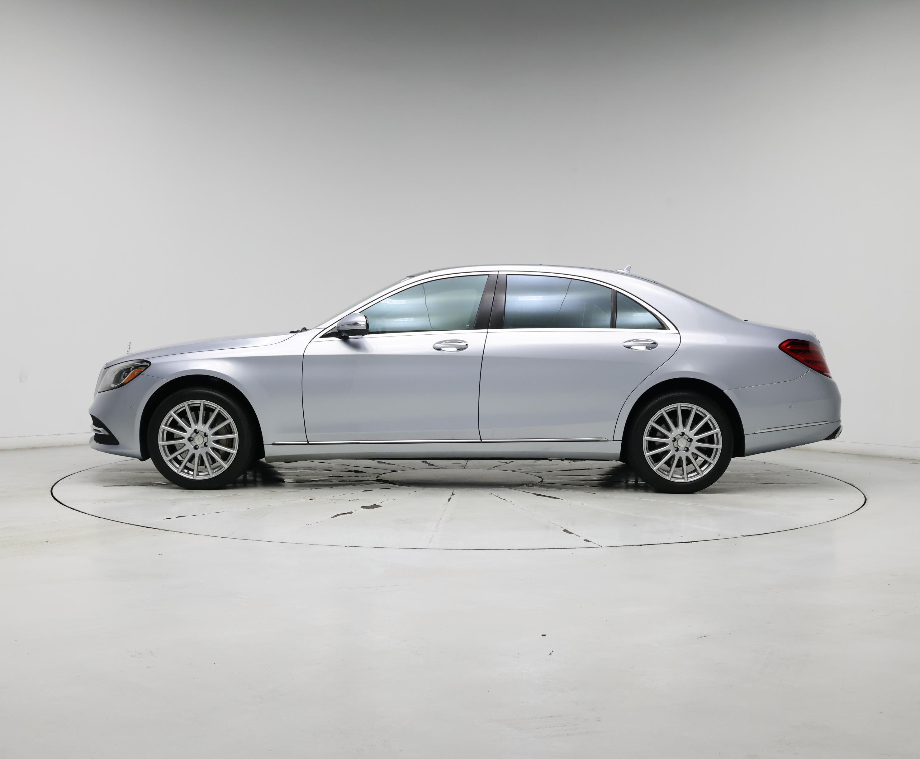 Thumbnail: 2018 Mercedes-Benz S-Class - 3