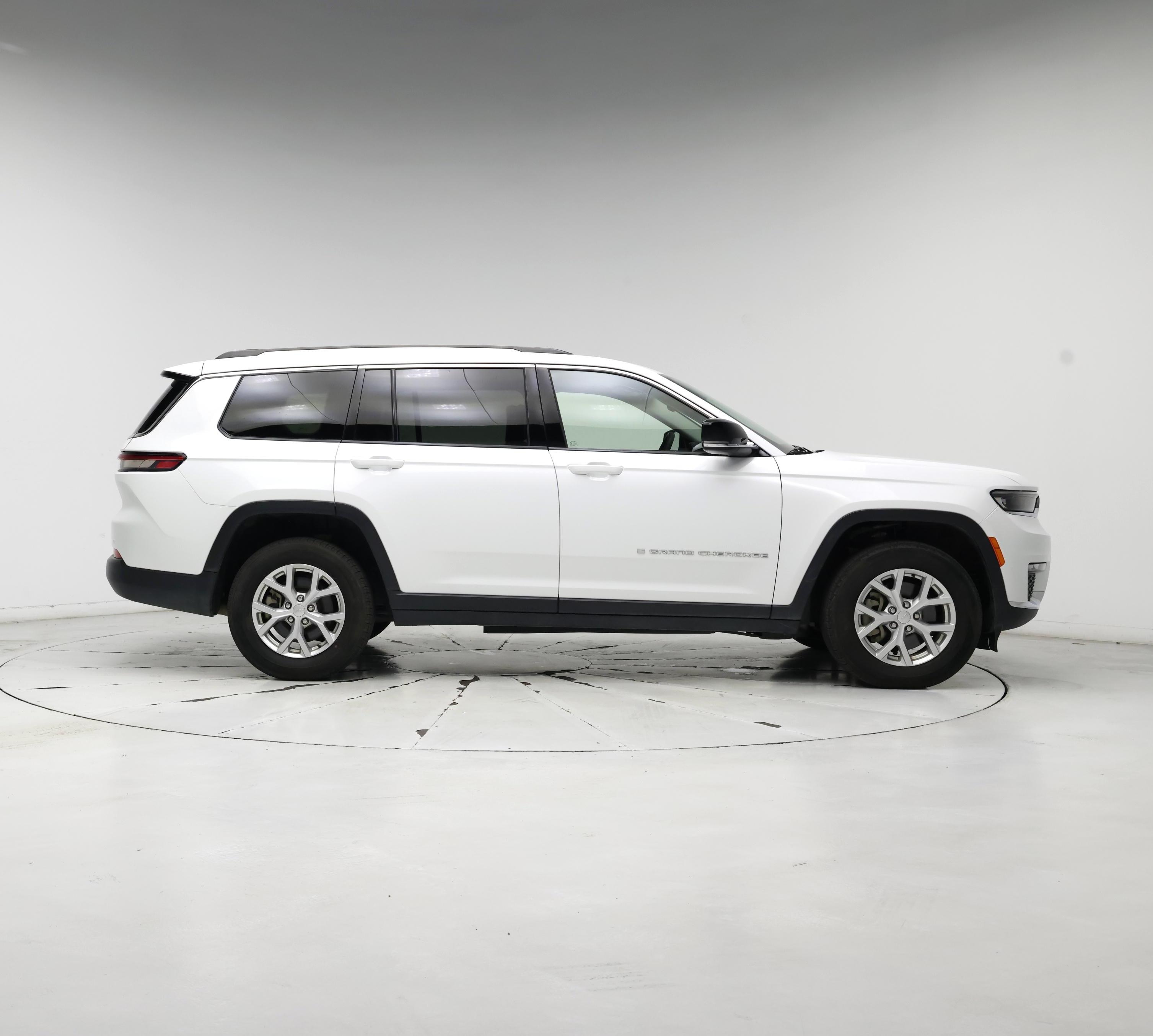 Thumbnail: 2023 Jeep Grand Cherokee L - 7