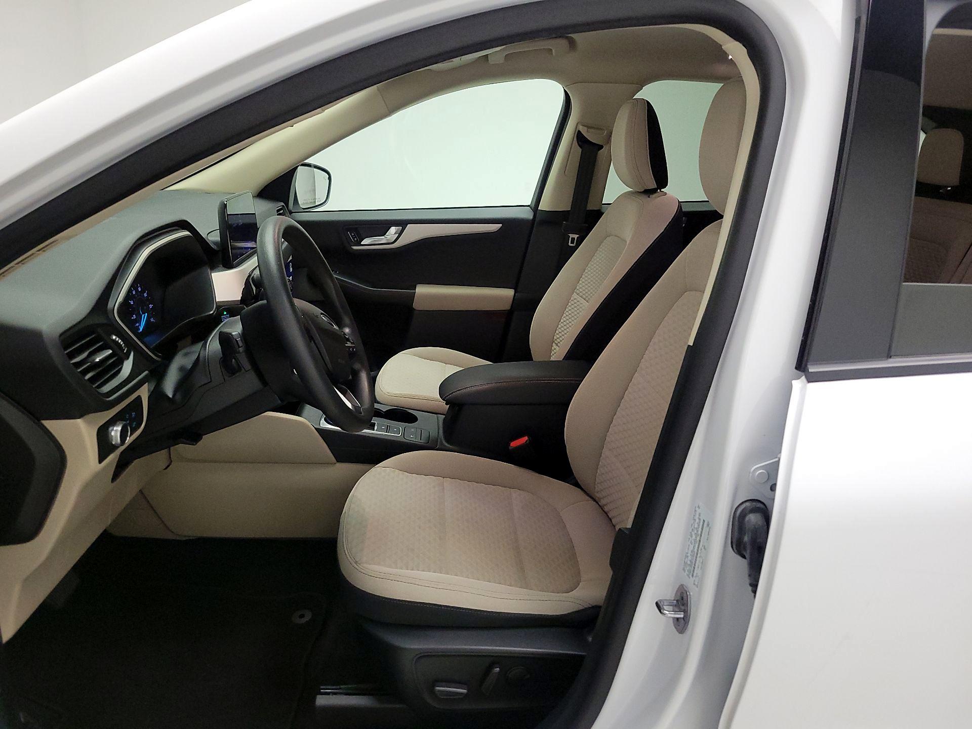 Thumbnail: 2020 Ford Escape - 11
