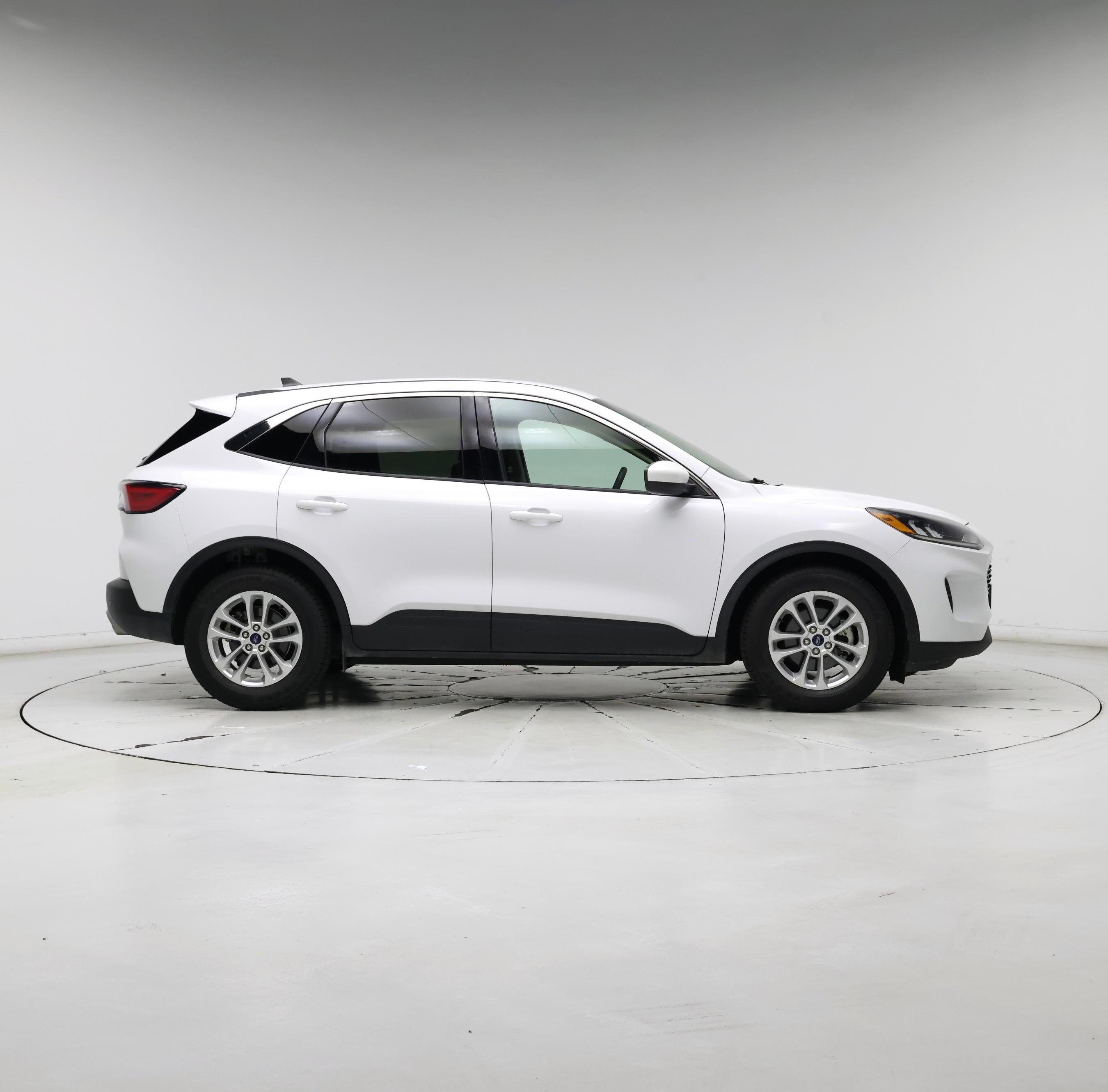 Thumbnail: 2020 Ford Escape - 7