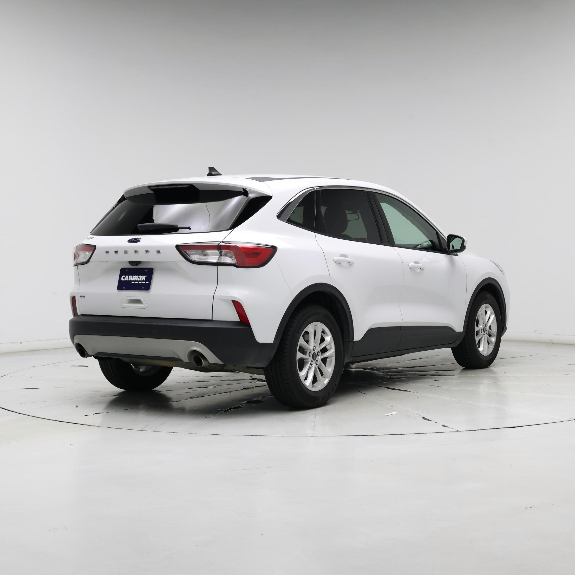 Thumbnail: 2020 Ford Escape - 8