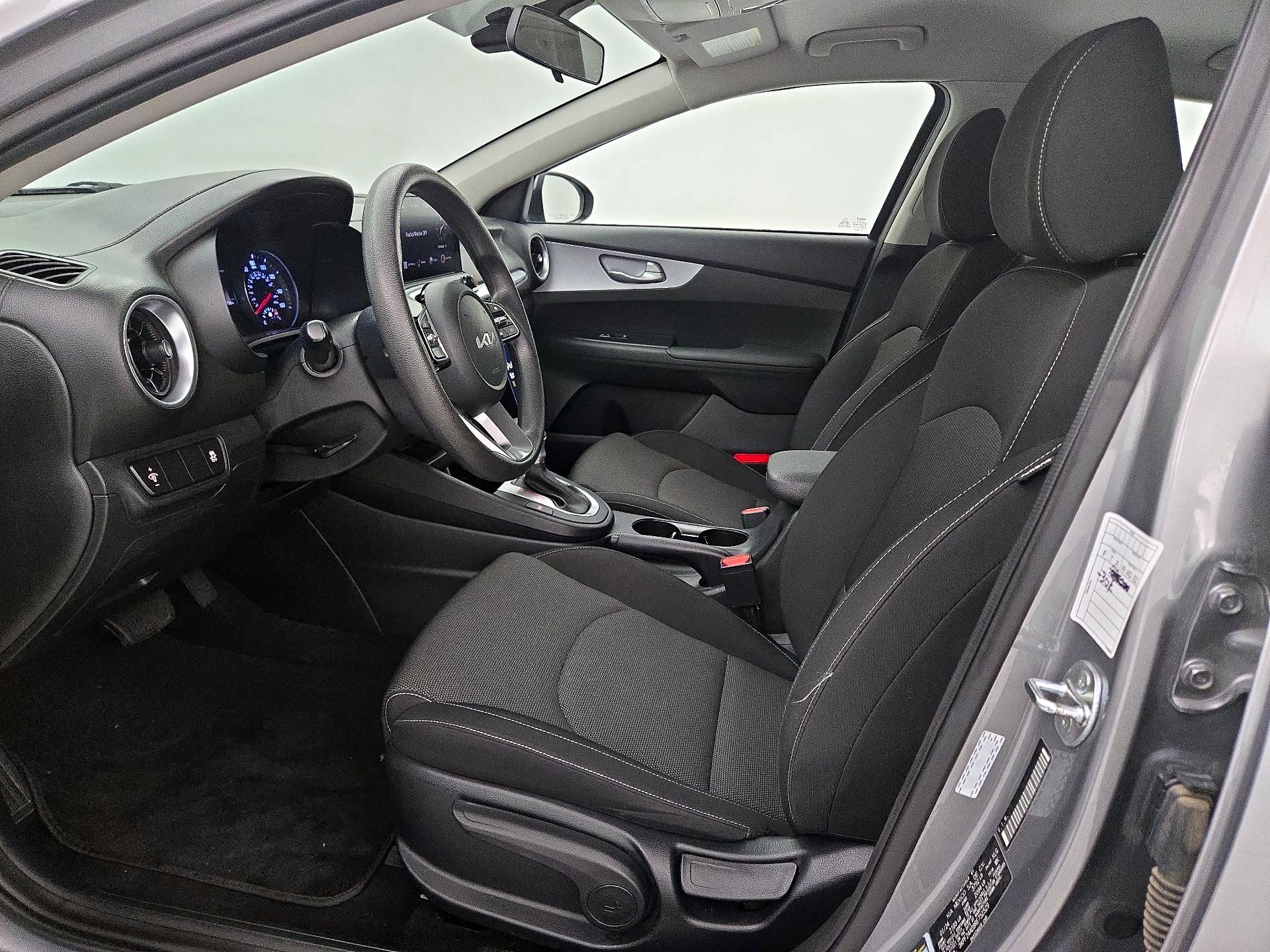 Thumbnail: 2024 Kia Forte - 11