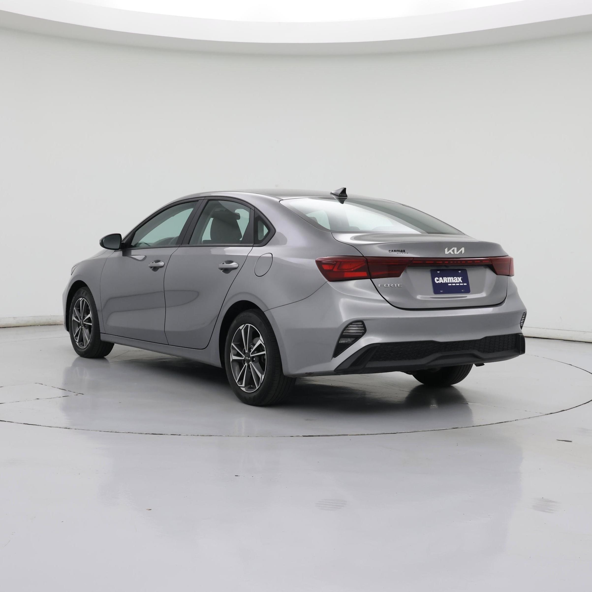 Thumbnail: 2024 Kia Forte - 2
