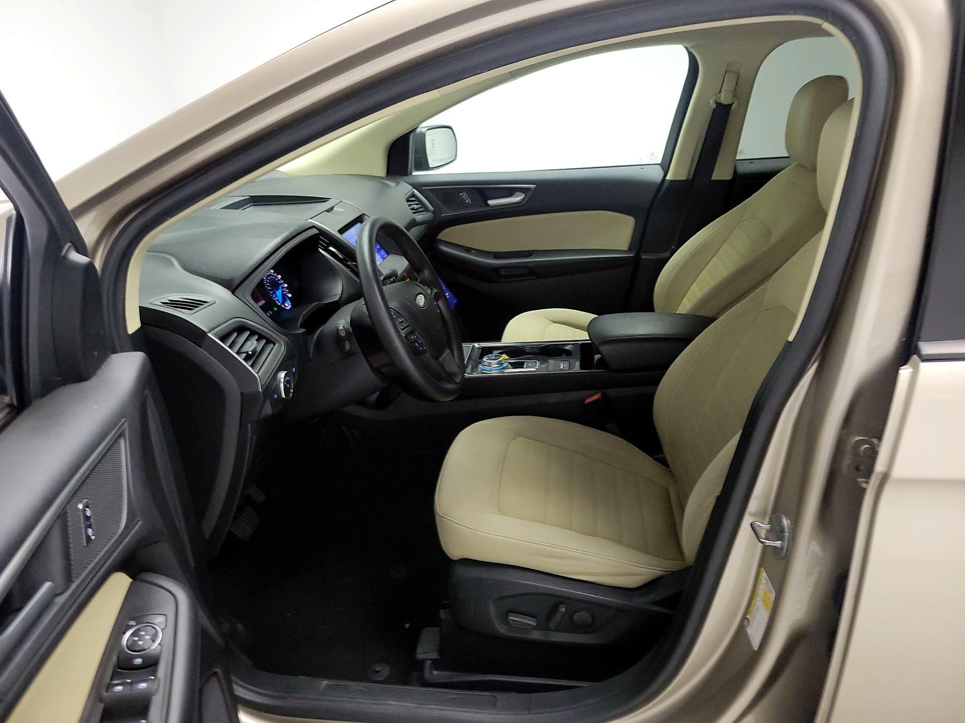 Thumbnail: 2020 Ford Edge - 11
