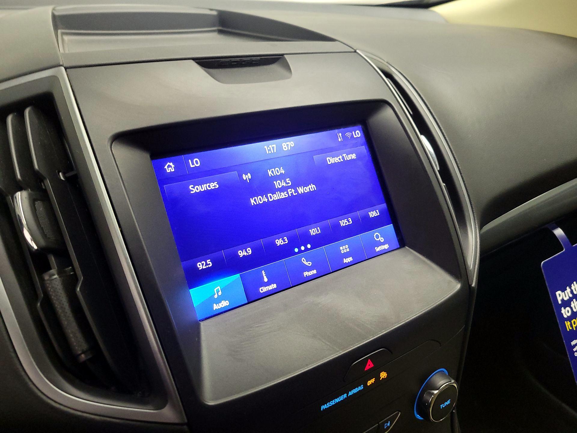 Thumbnail: 2020 Ford Edge - 15