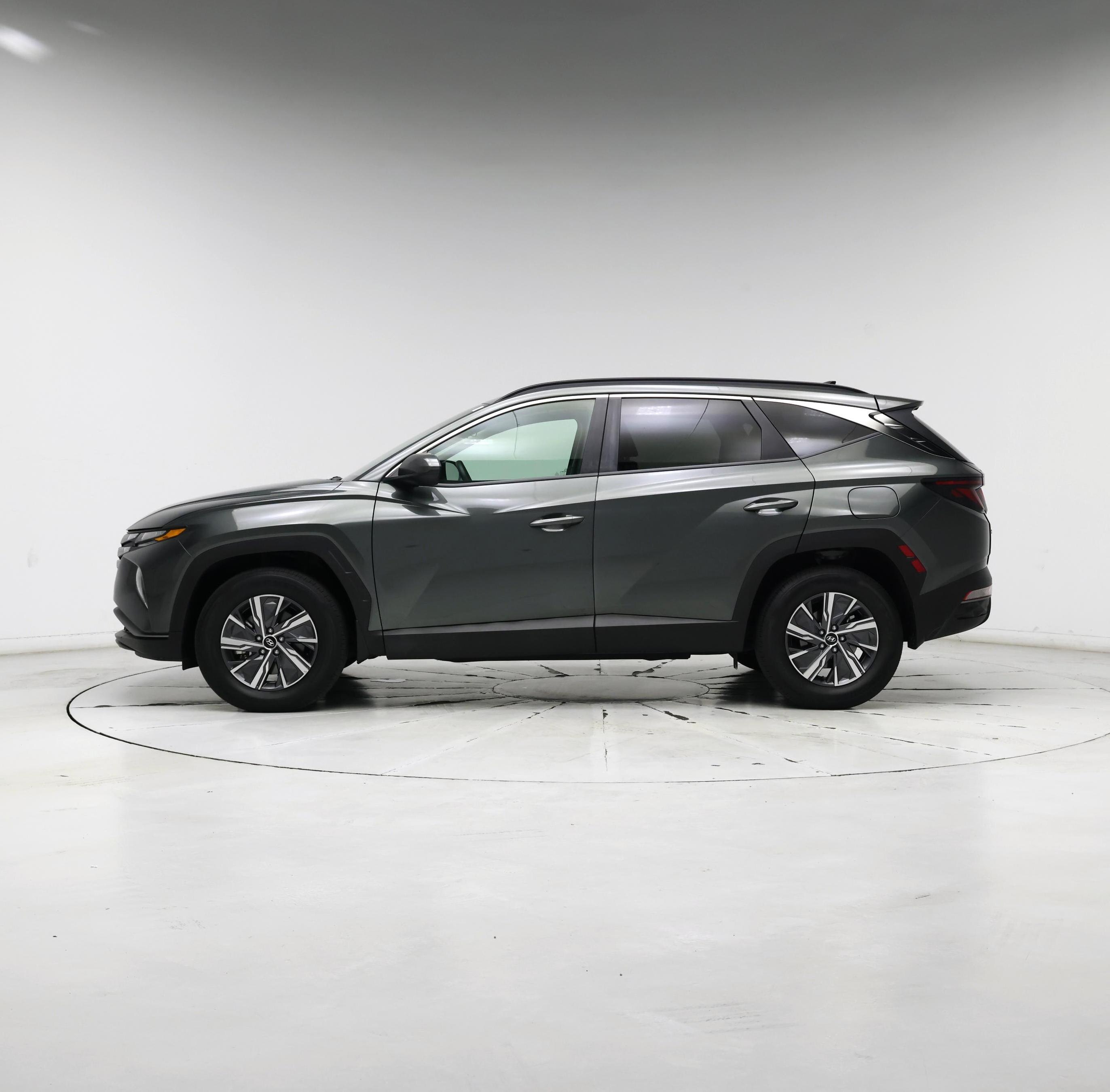 Thumbnail: 2024 Hyundai Tucson - 3