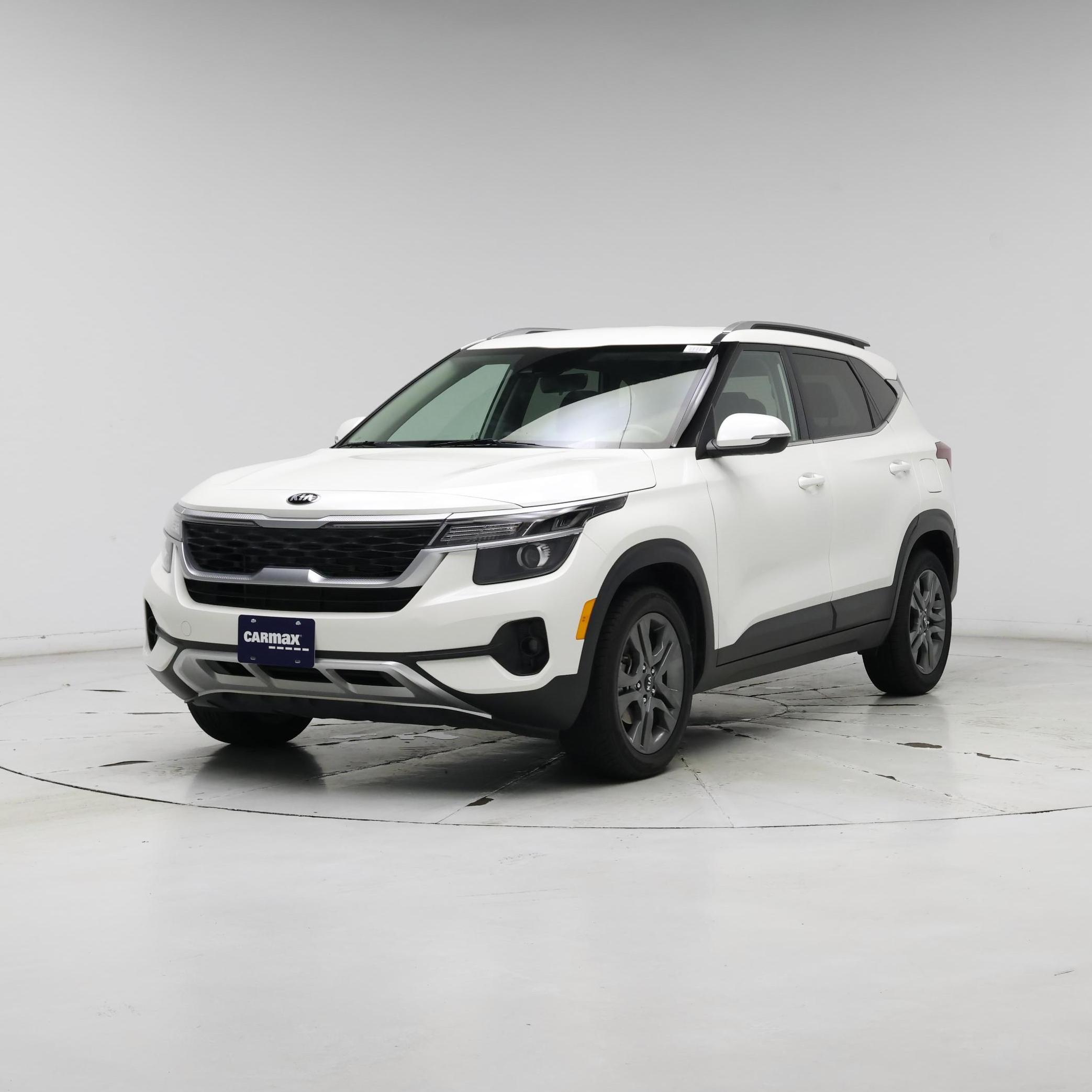 Thumbnail: 2021 Kia Seltos - 4