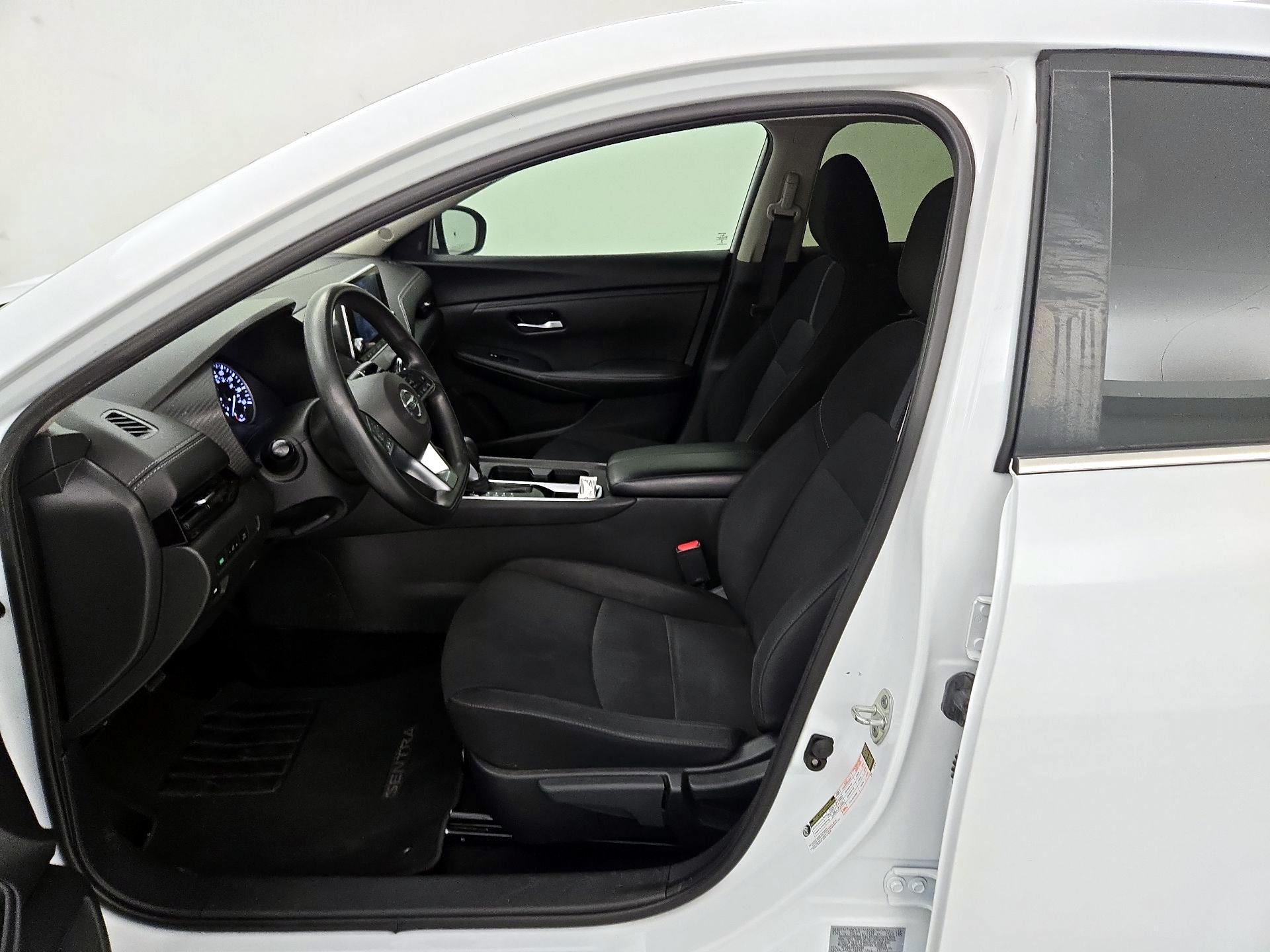 Thumbnail: 2023 Nissan Sentra - 11