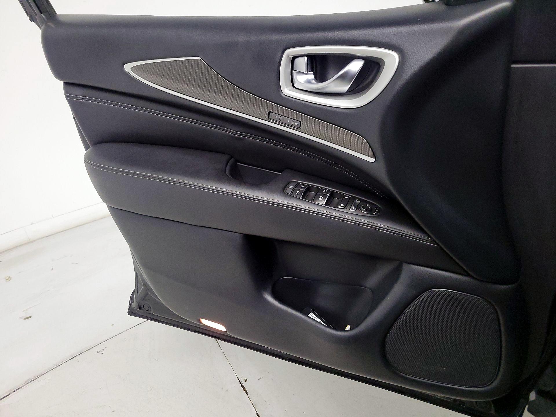 Thumbnail: 2020 INFINITI QX60 - 12