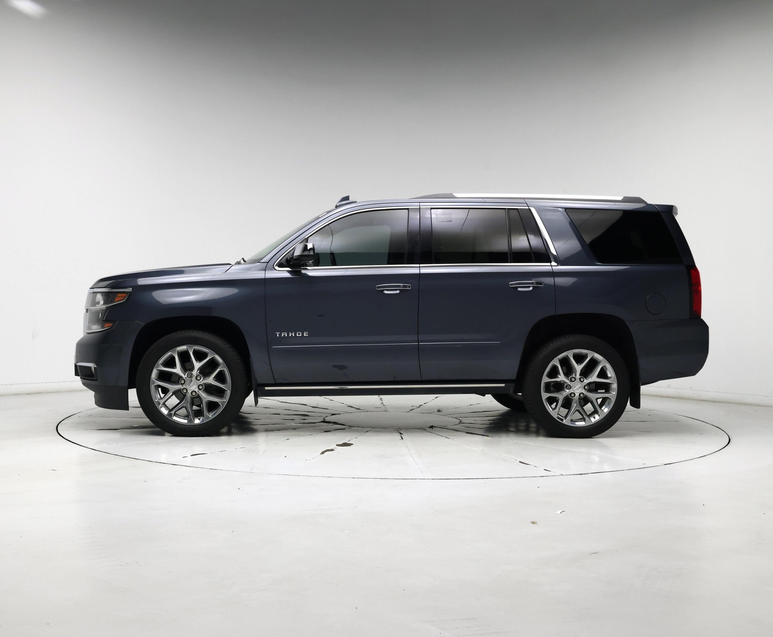 Thumbnail: 2020 Chevrolet Tahoe - 3