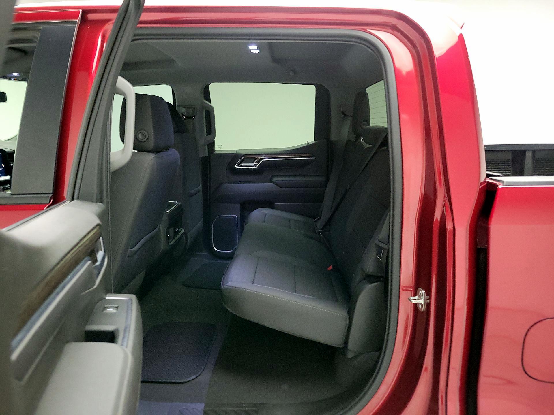 Thumbnail: 2023 Chevrolet Silverado 1500 - 18