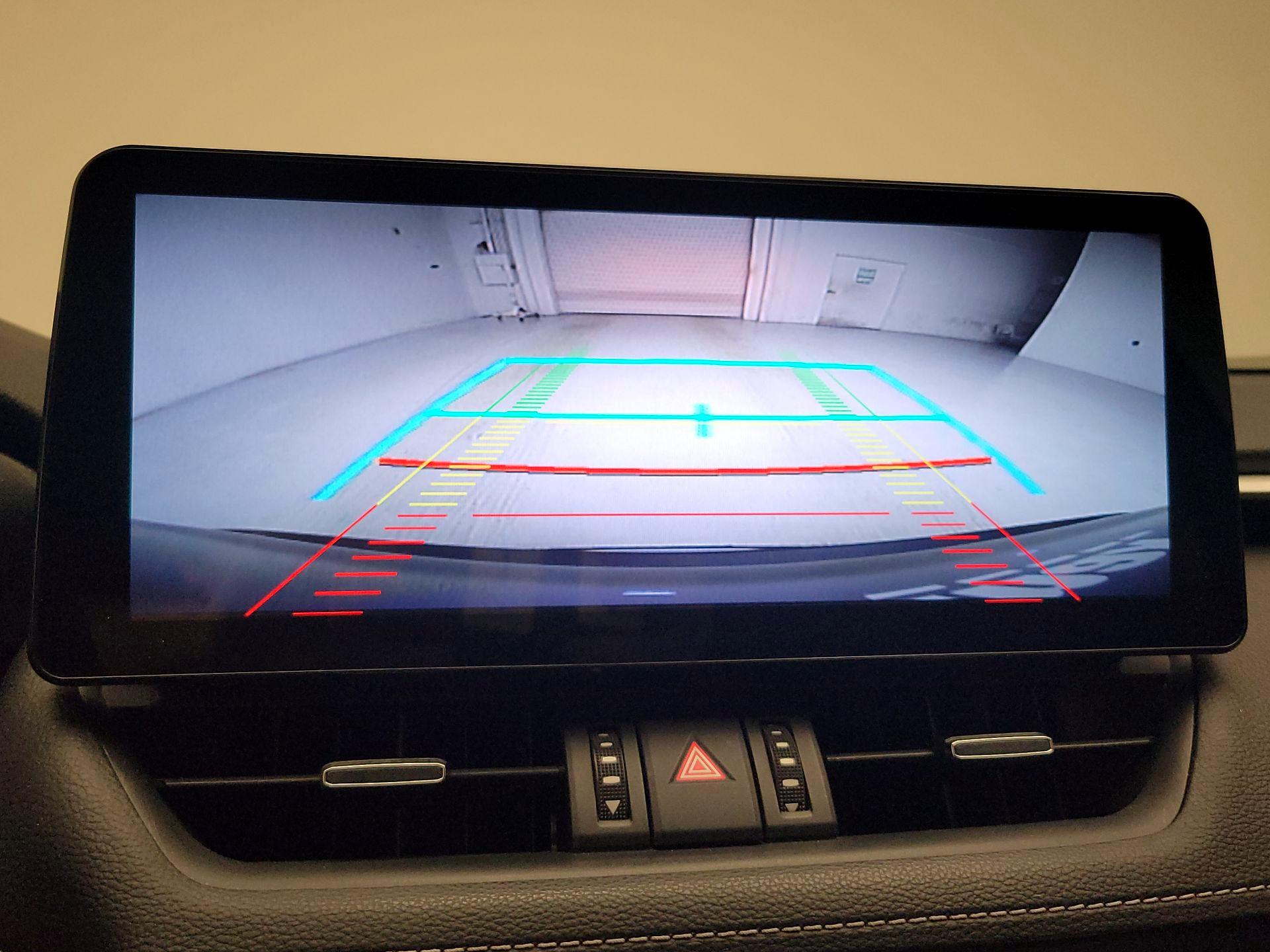 Thumbnail: 2021 Toyota RAV4 - 14