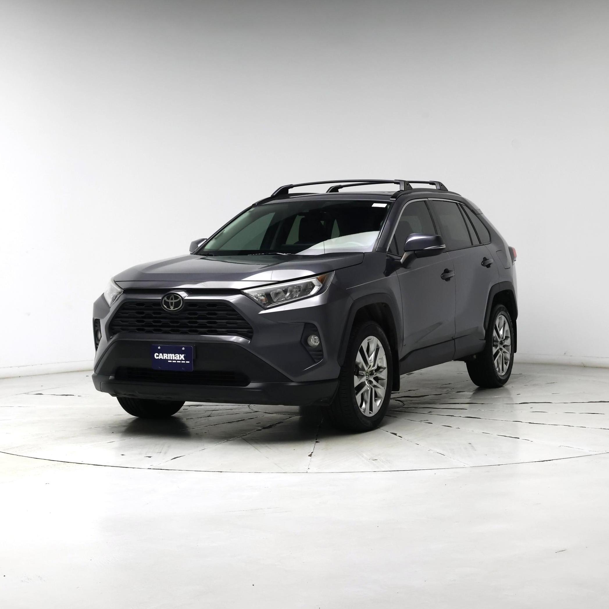 Thumbnail: 2021 Toyota RAV4 - 4