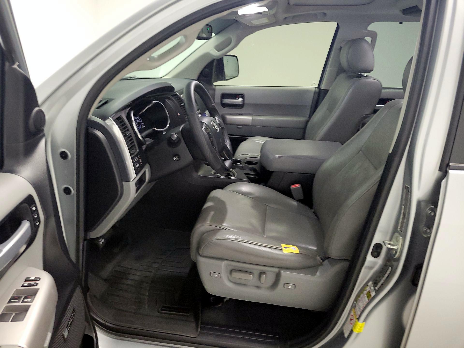 Thumbnail: 2020 Toyota Sequoia - 11