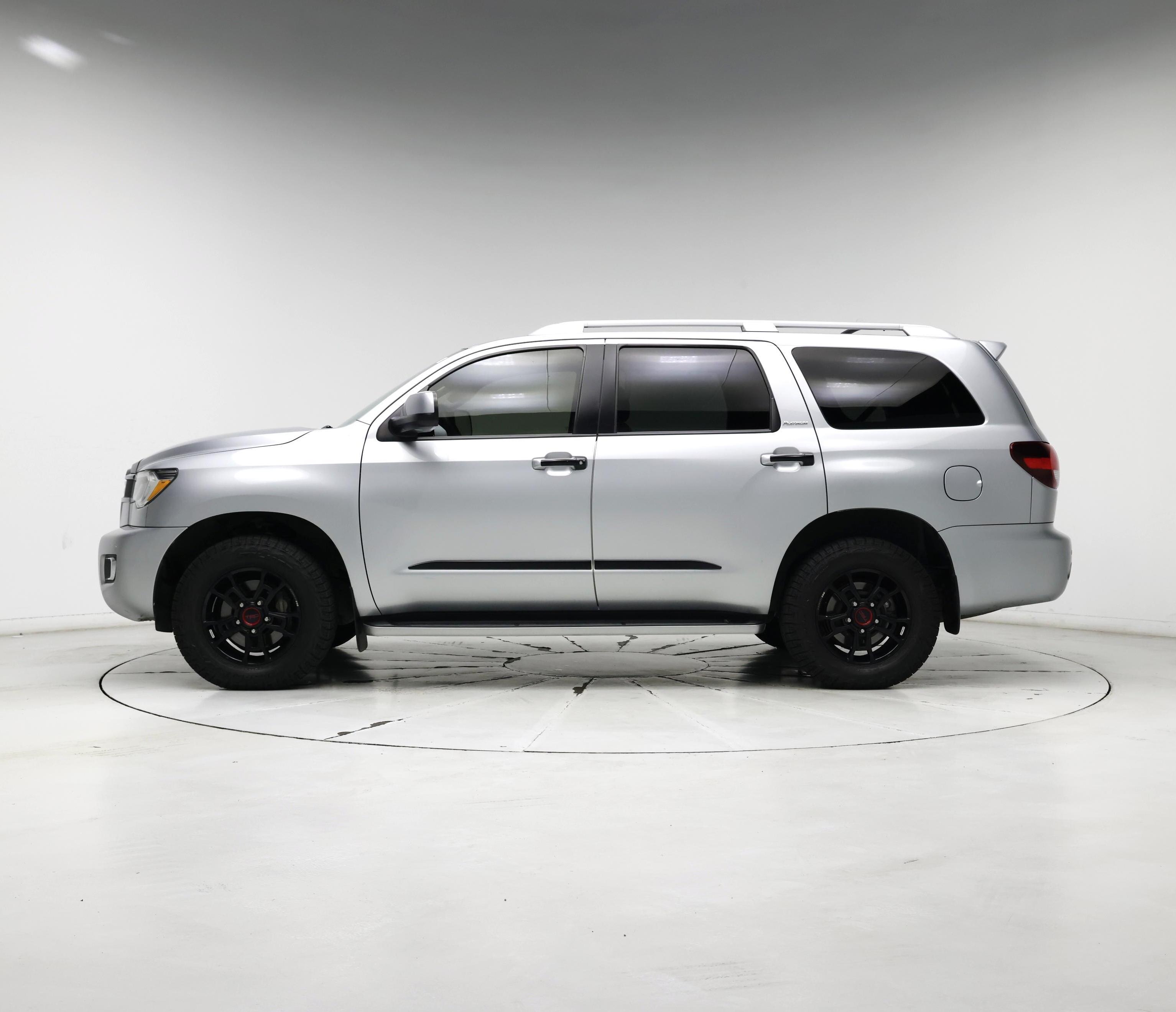 Thumbnail: 2020 Toyota Sequoia - 3