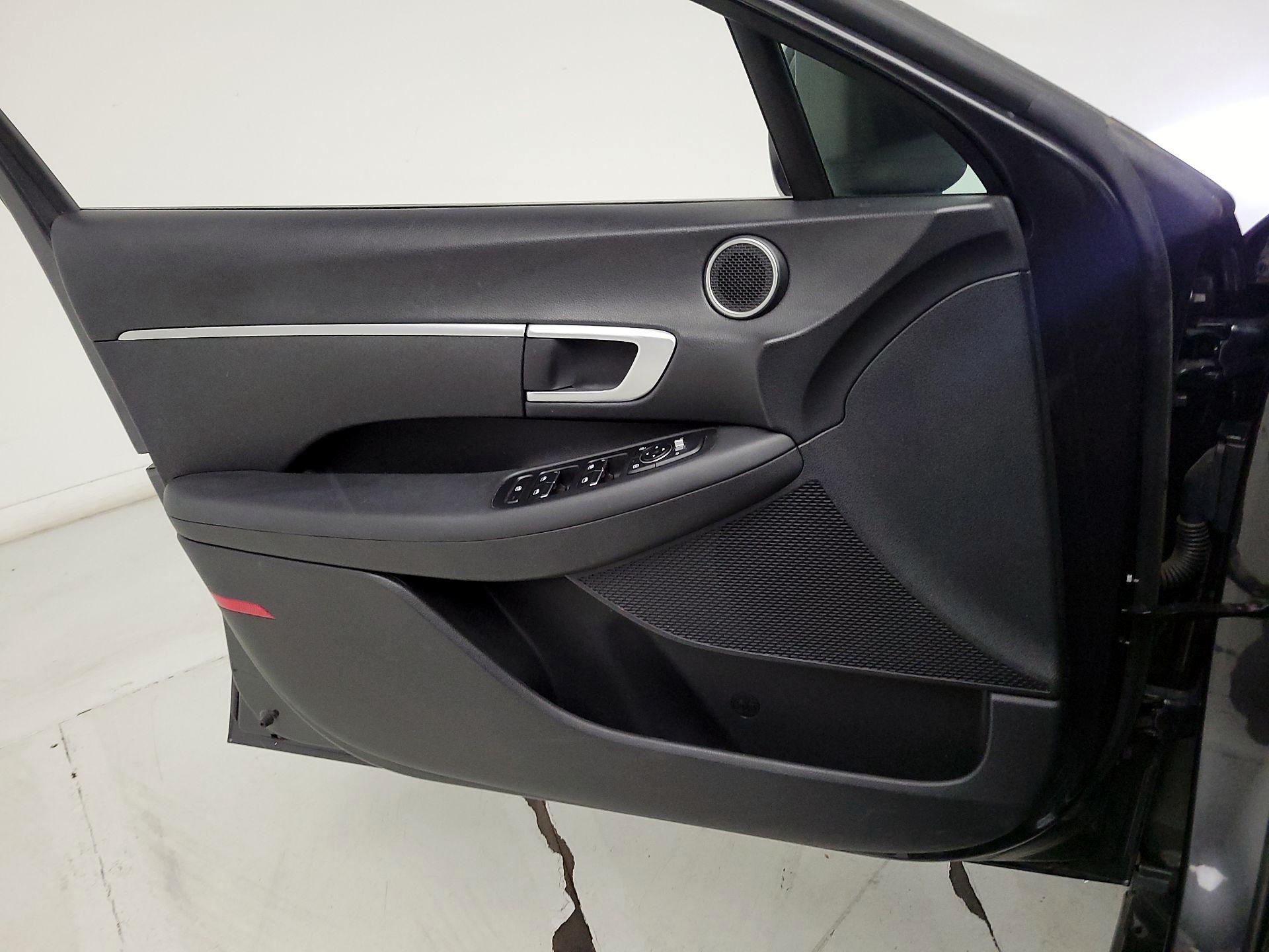 Thumbnail: 2021 Hyundai Sonata - 12