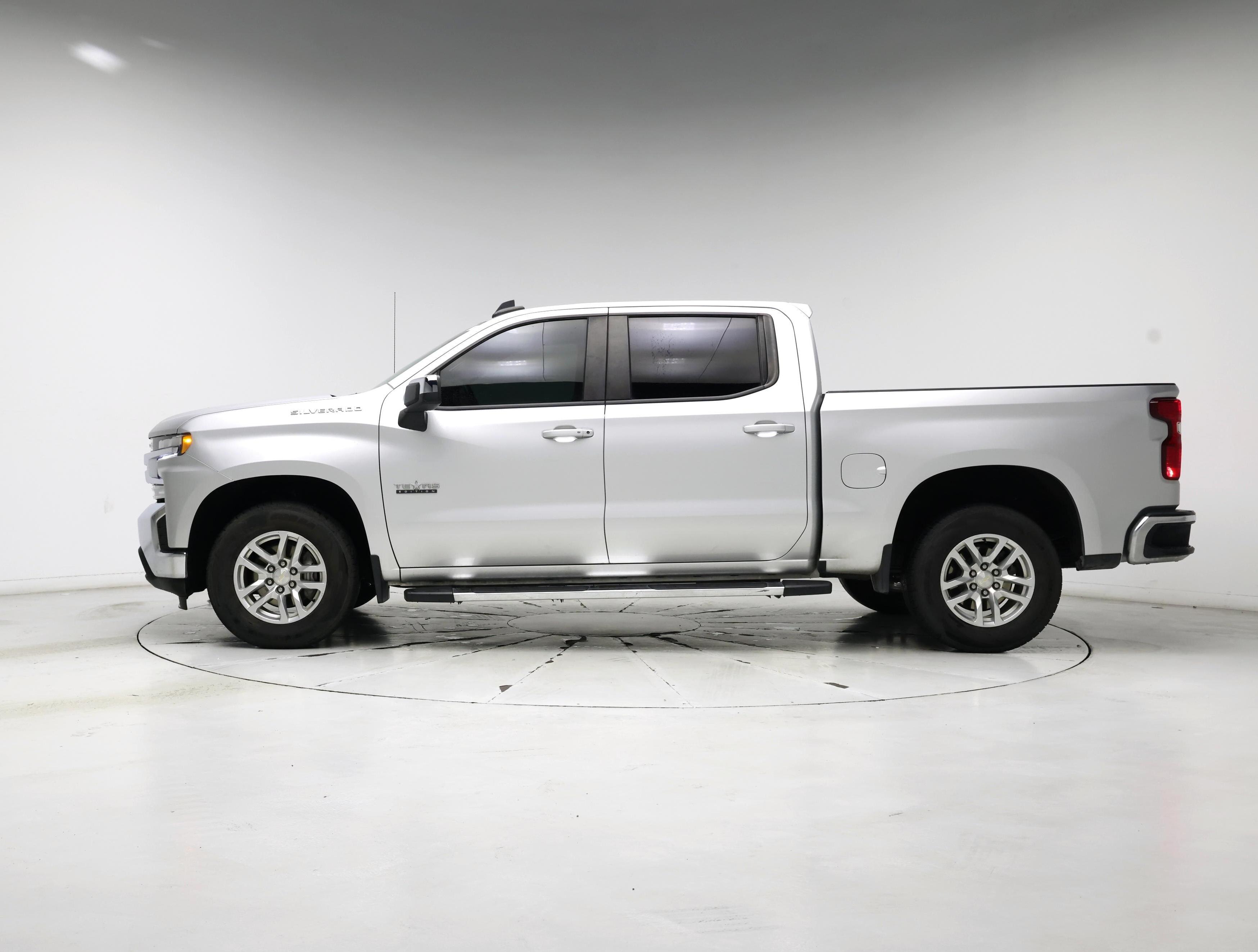 Thumbnail: 2022 Chevrolet Silverado 1500 - 3