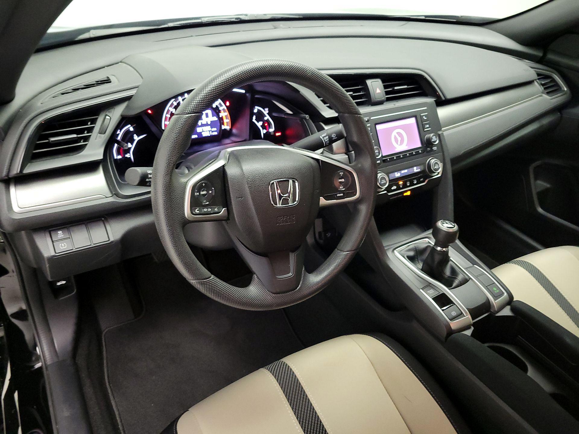 Thumbnail: 2017 Honda Civic - 9