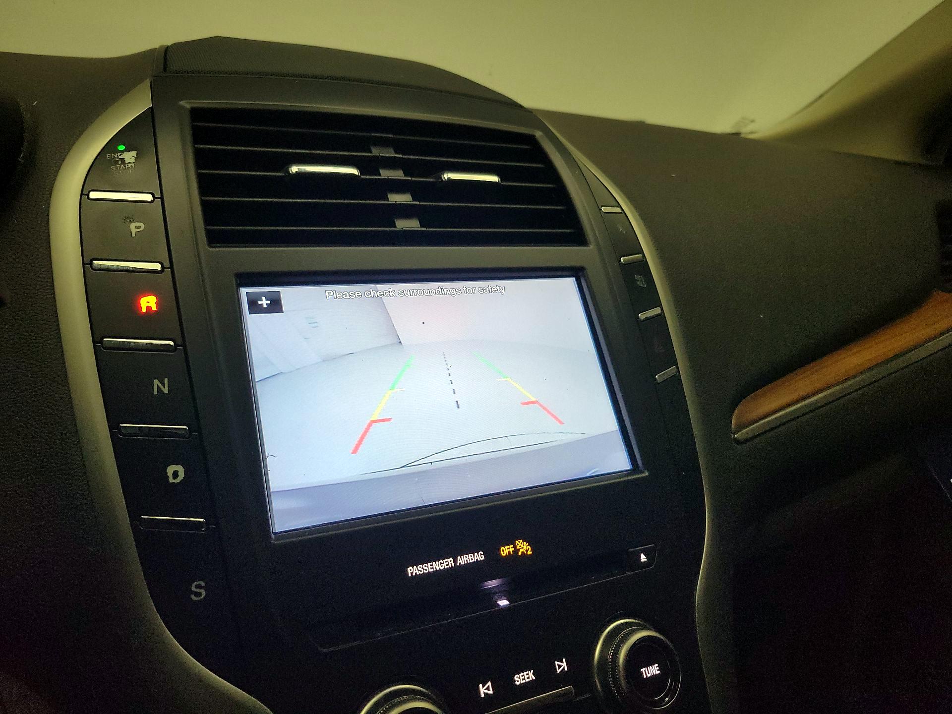 Thumbnail: 2017 Lincoln MKC - 15