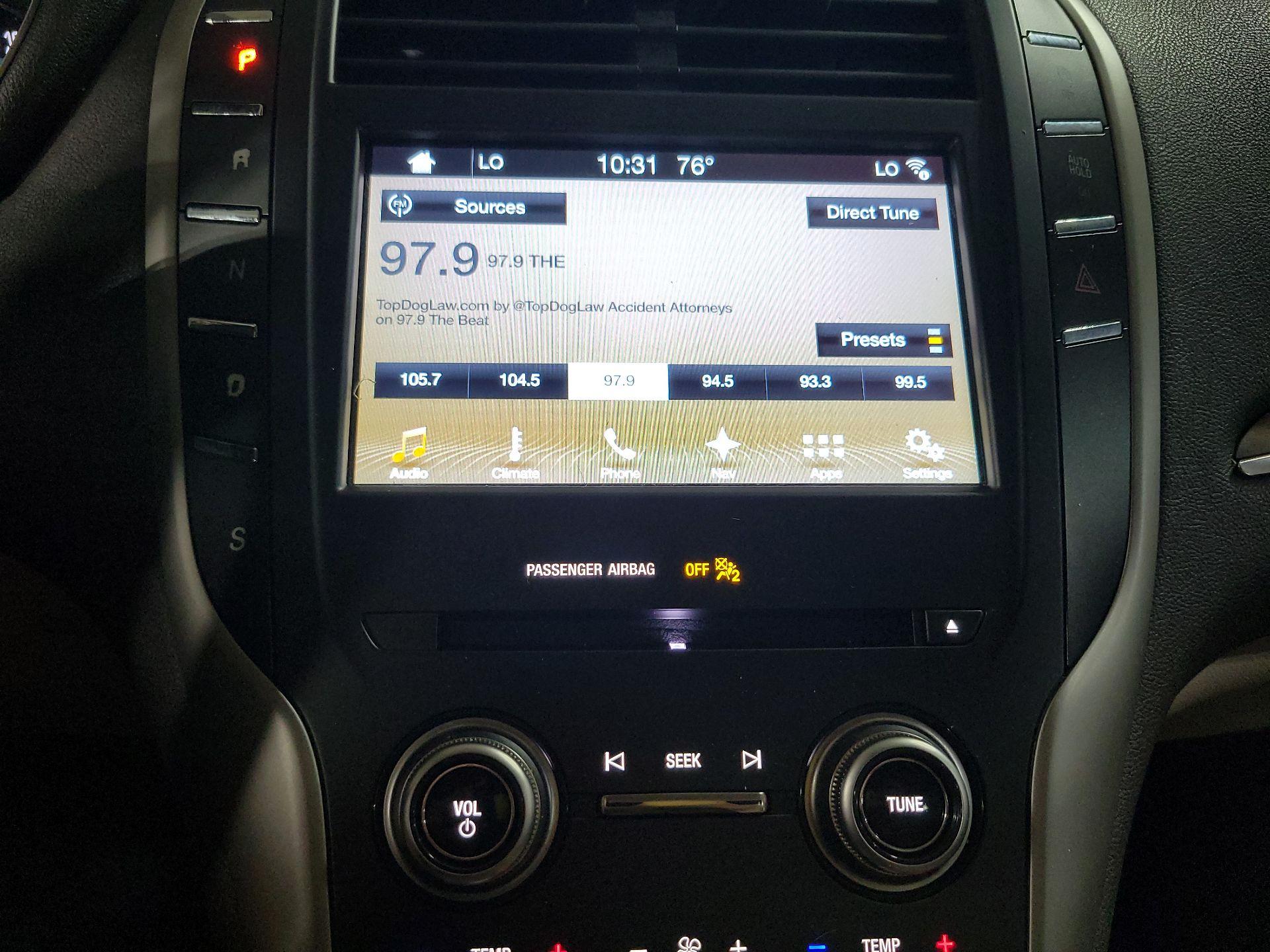 Thumbnail: 2017 Lincoln MKC - 16