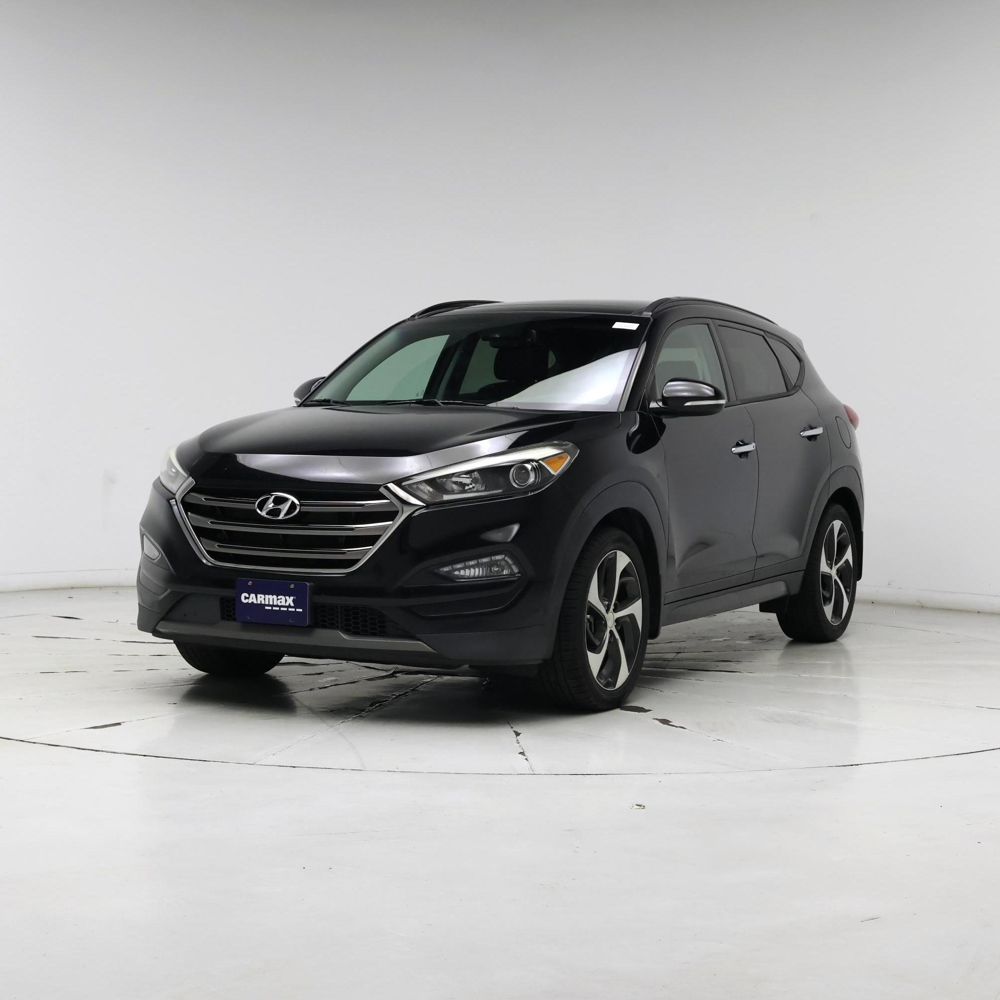 Thumbnail: 2016 Hyundai Tucson - 4