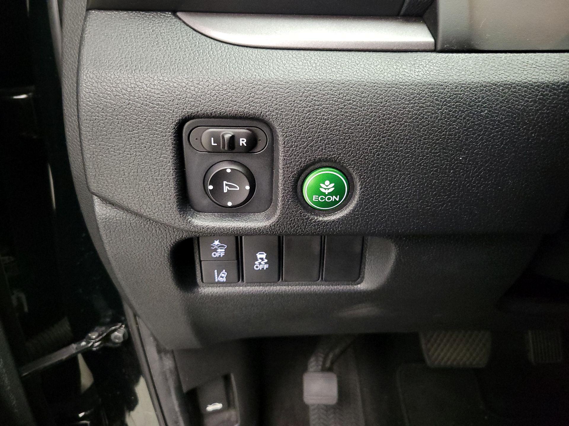 Thumbnail: 2020 Honda Pilot - 13