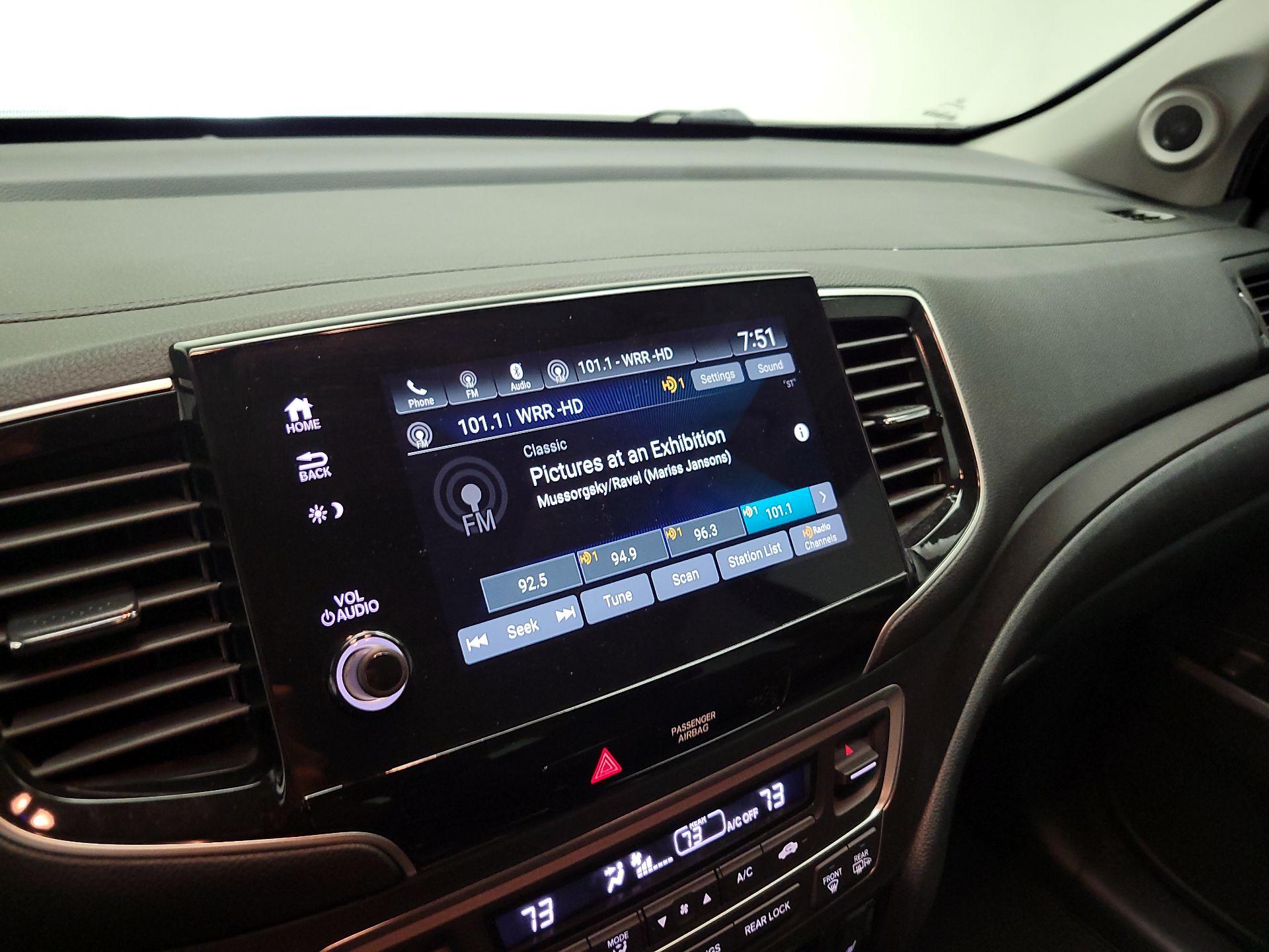 Thumbnail: 2020 Honda Pilot - 15