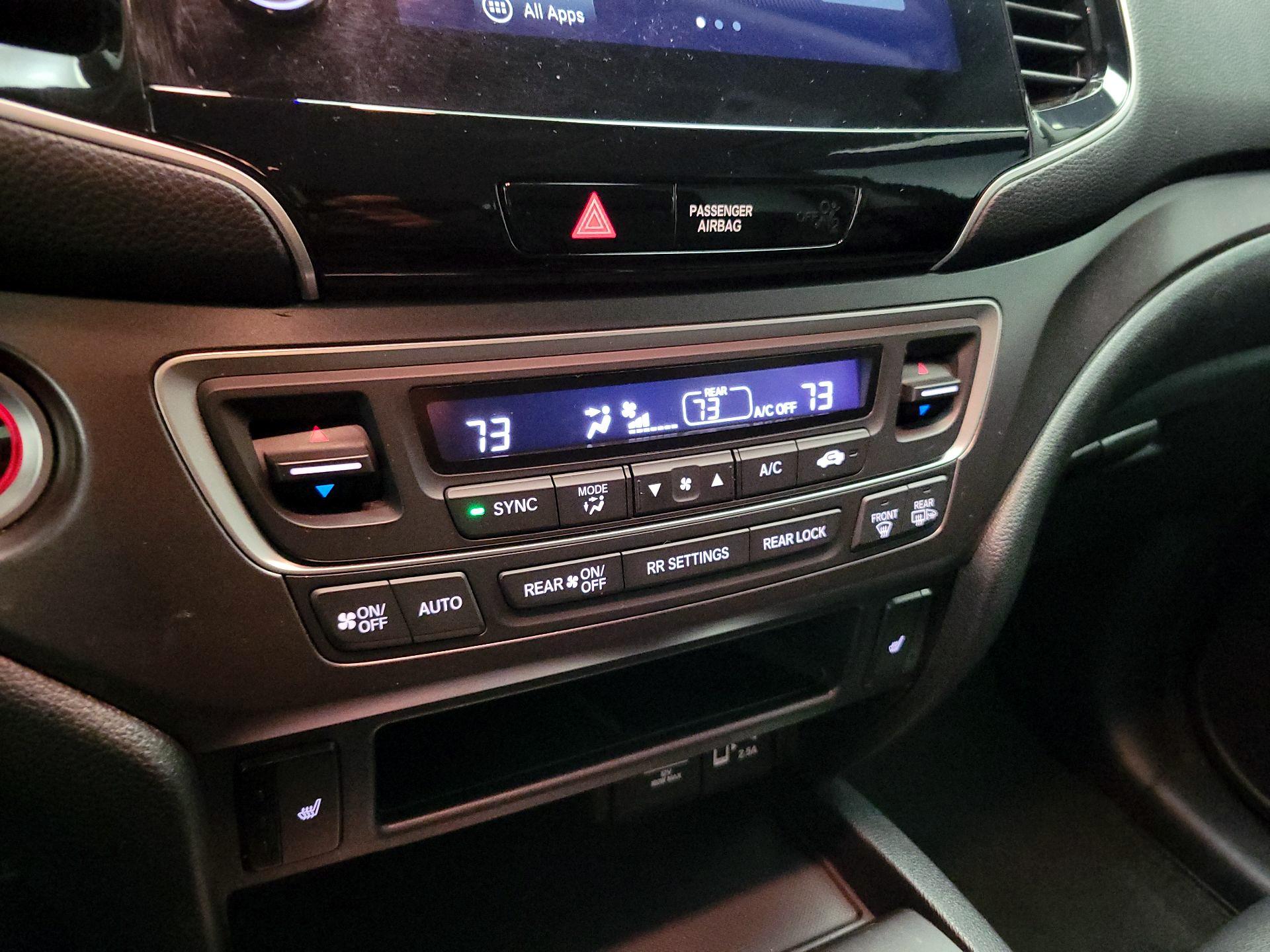 Thumbnail: 2020 Honda Pilot - 16