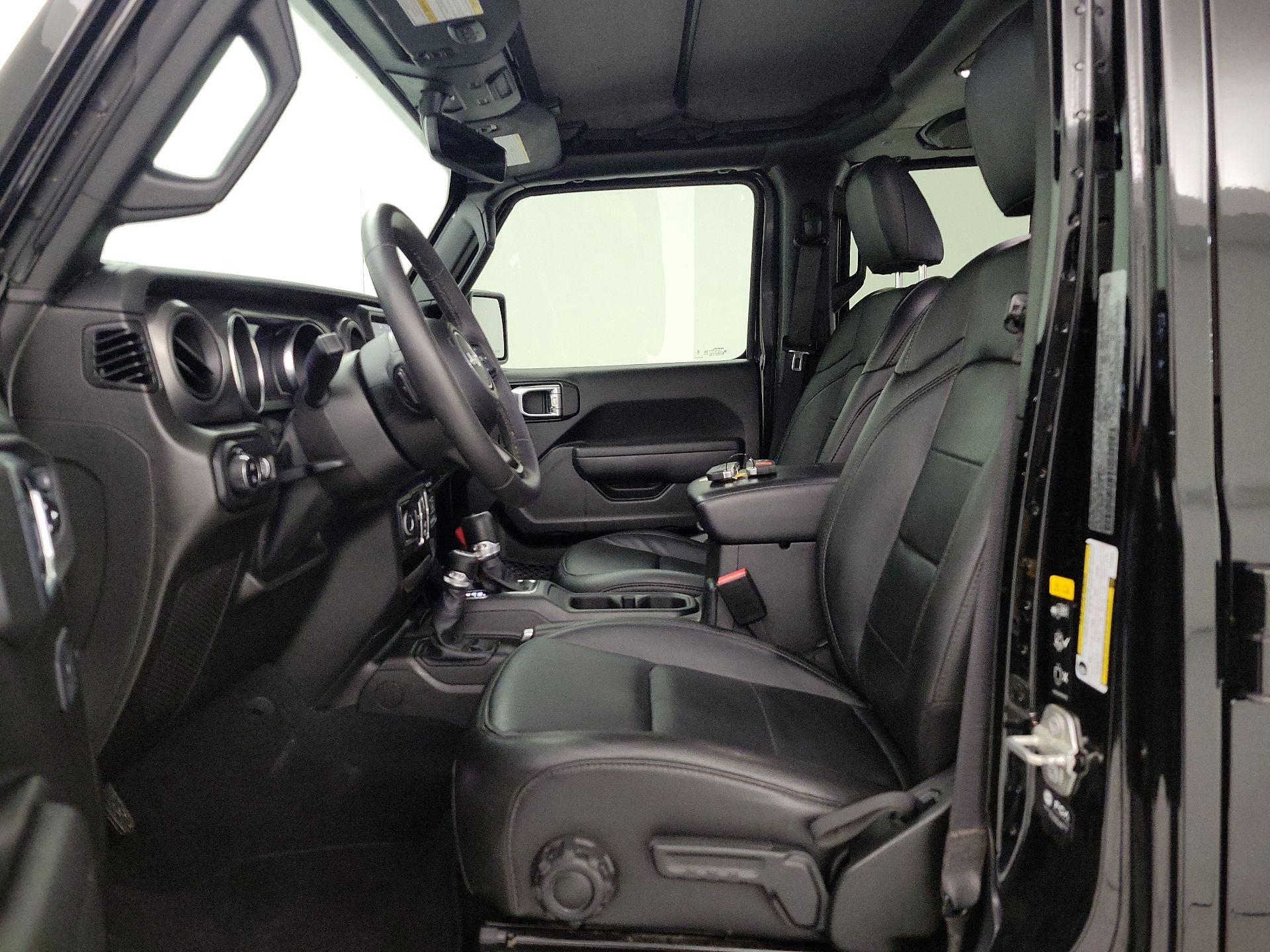 Thumbnail: 2023 Jeep Gladiator - 11