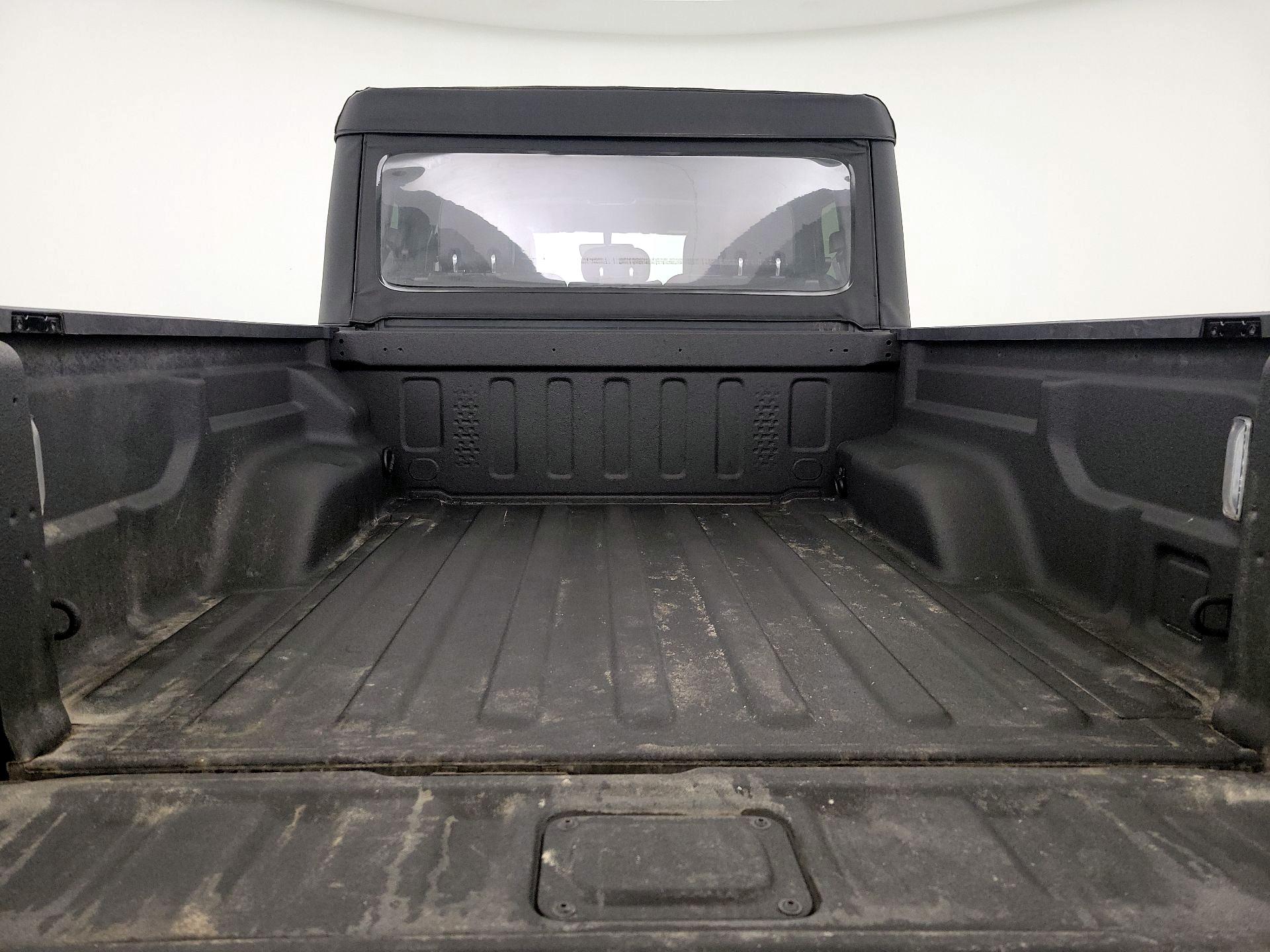 Thumbnail: 2023 Jeep Gladiator - 19