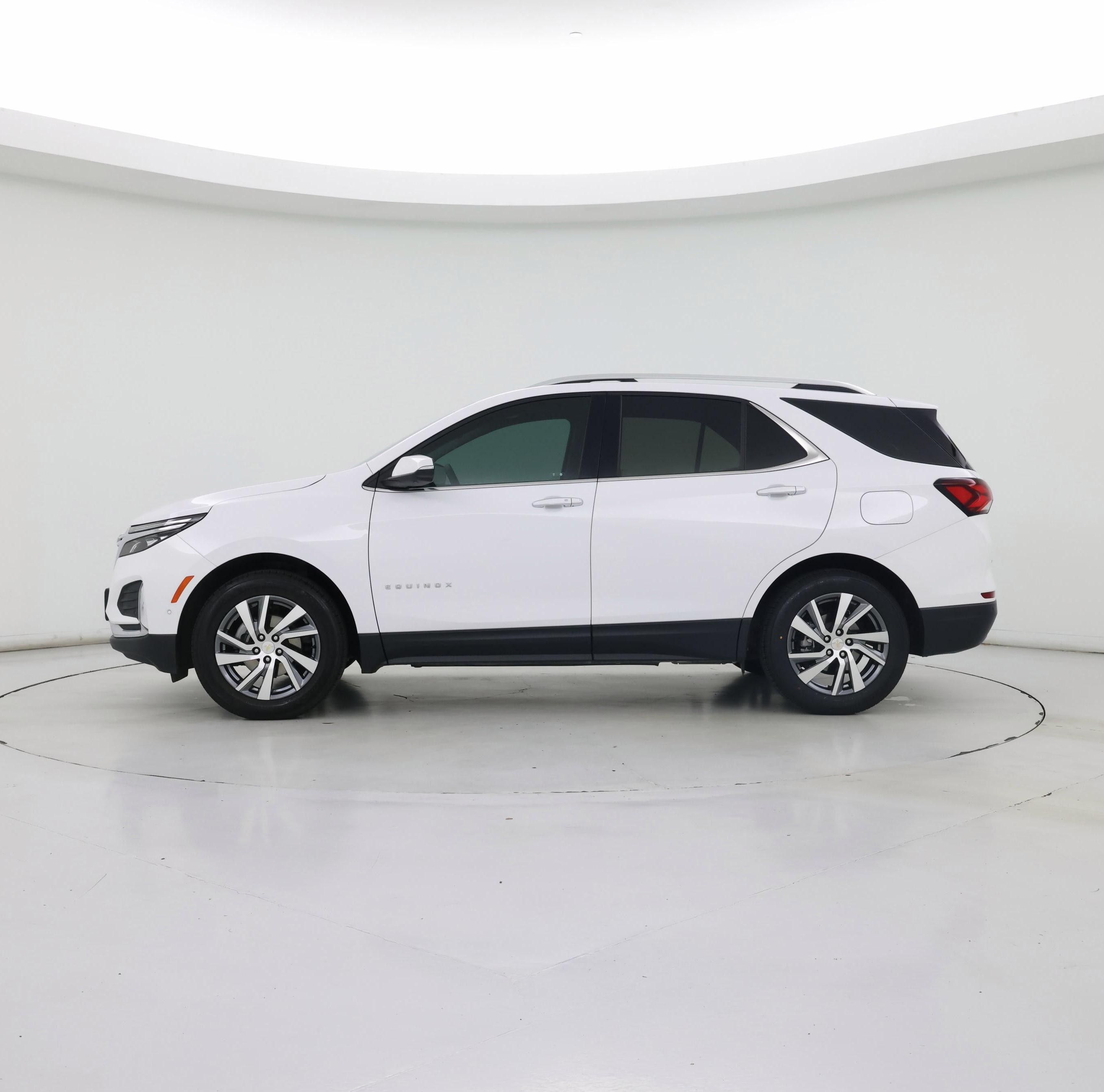 Thumbnail: 2023 Chevrolet Equinox - 3