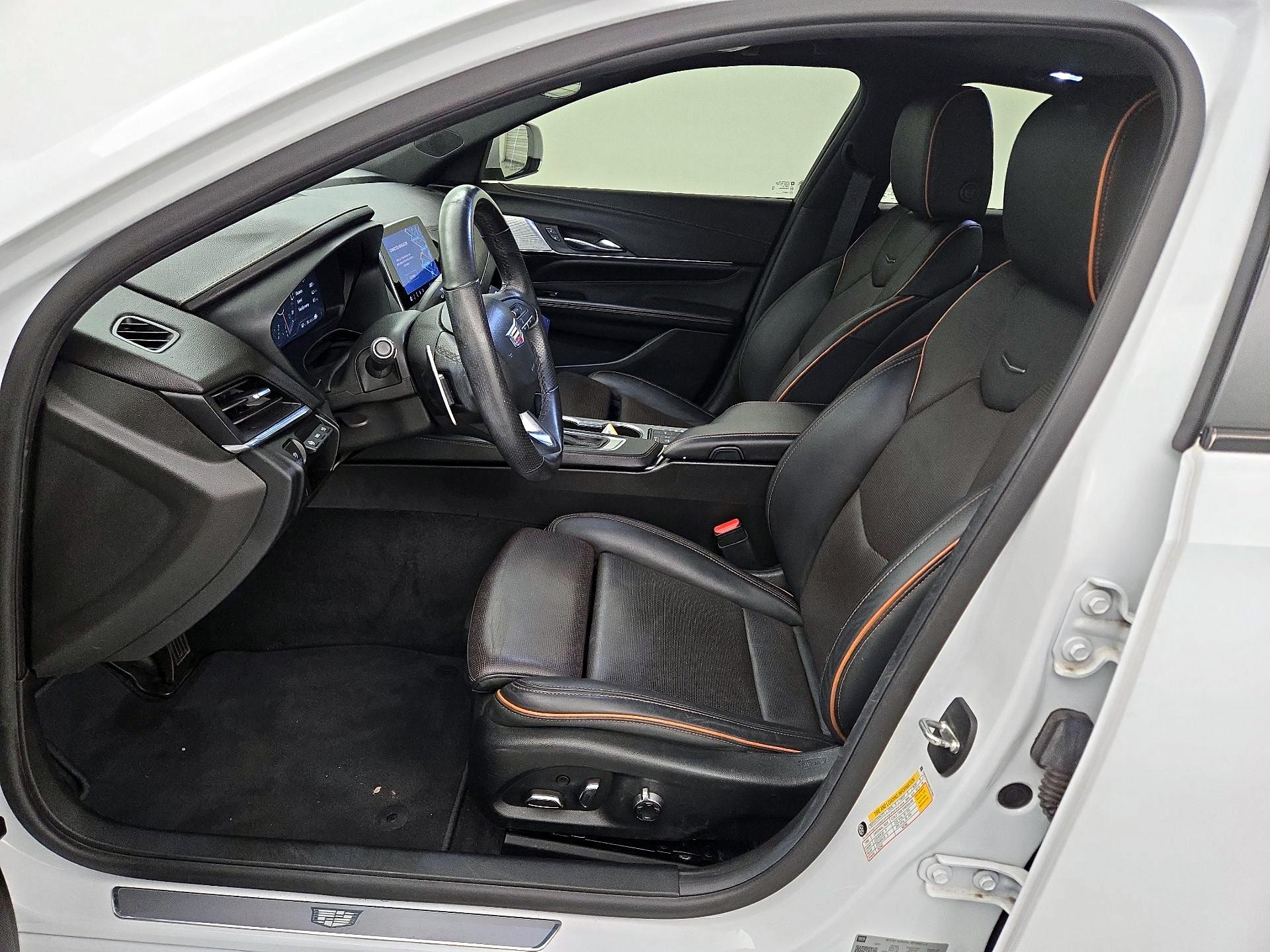 Thumbnail: 2021 Cadillac CT4 - 11