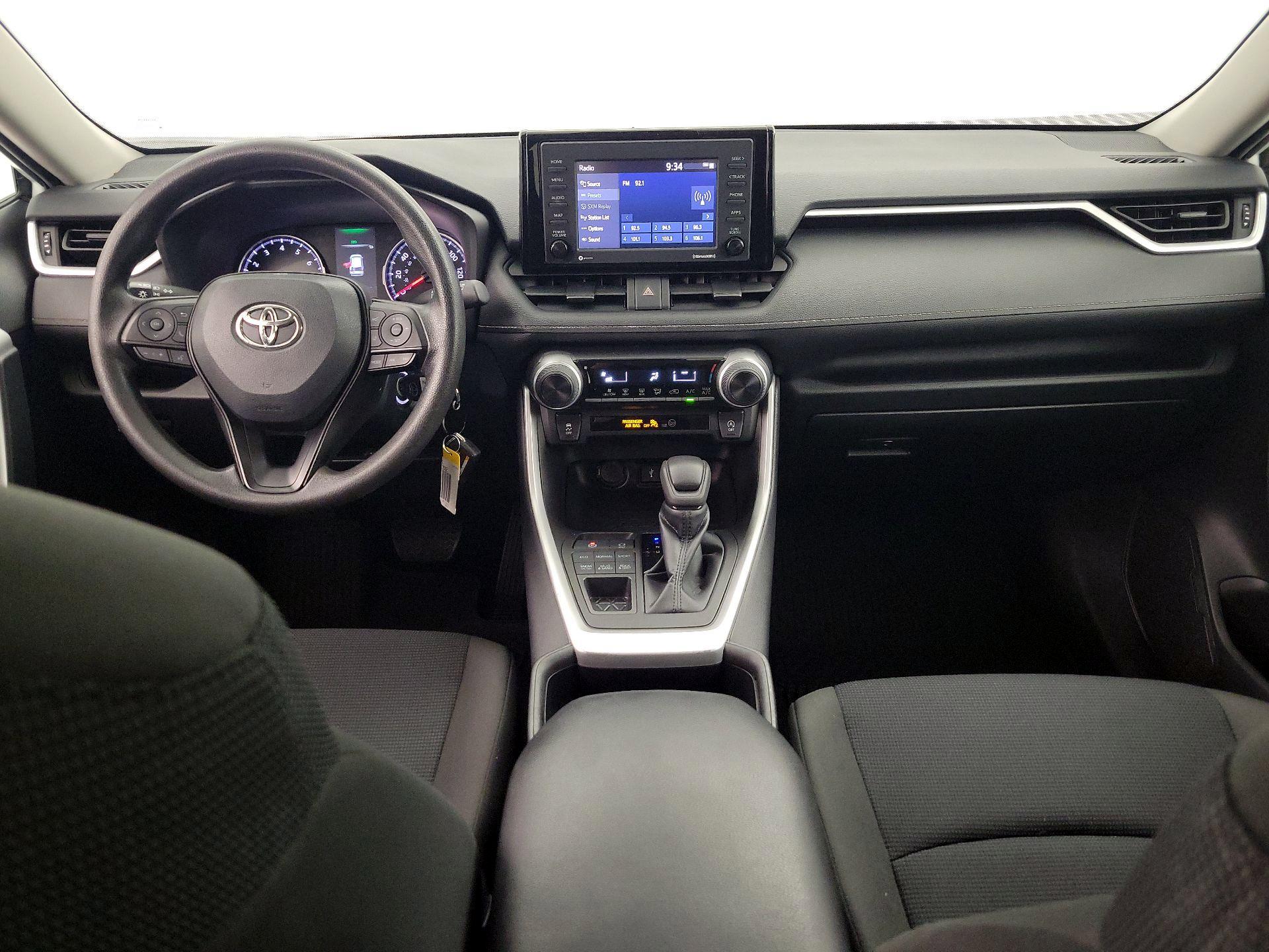 Thumbnail: 2022 Toyota RAV4 - 9