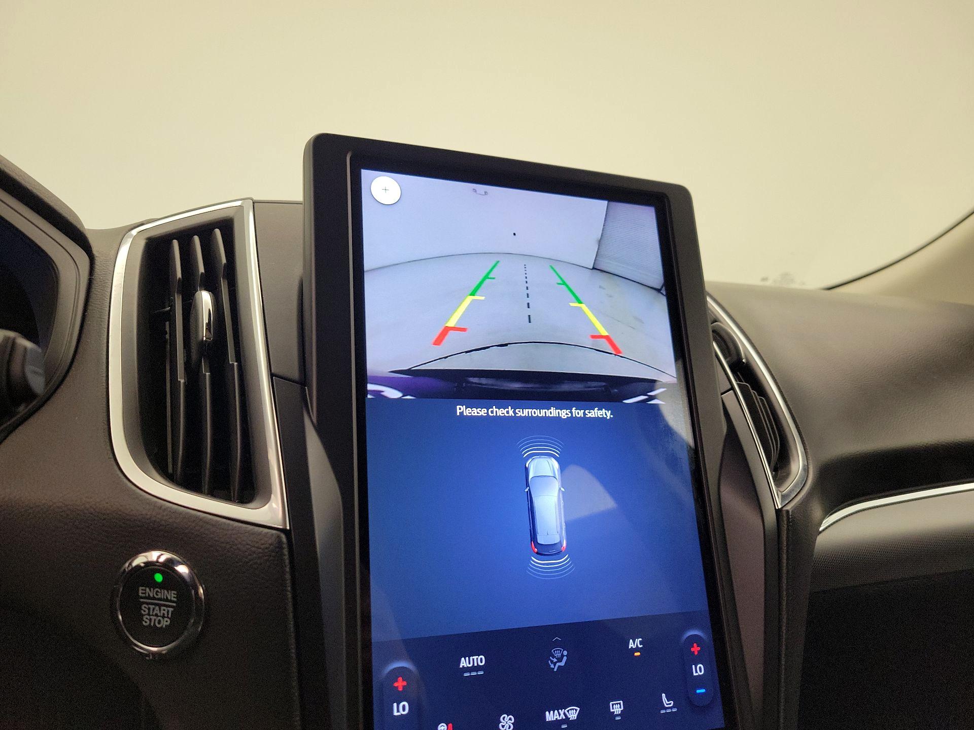 Thumbnail: 2022 Ford Edge - 14