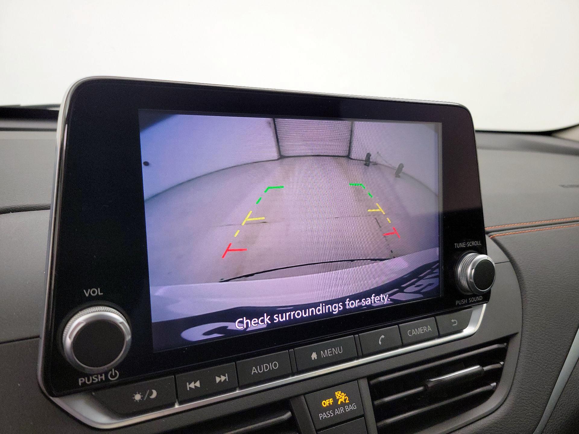 Thumbnail: 2020 Nissan Altima - 14