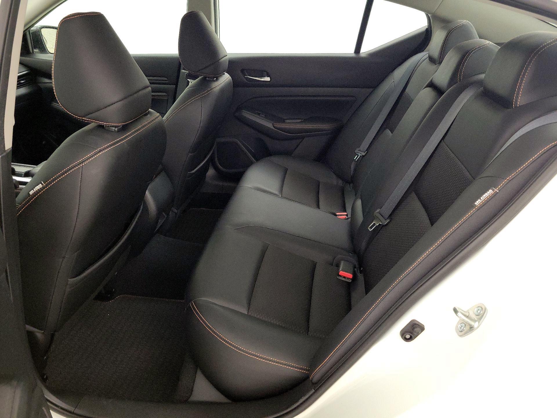 Thumbnail: 2020 Nissan Altima - 19