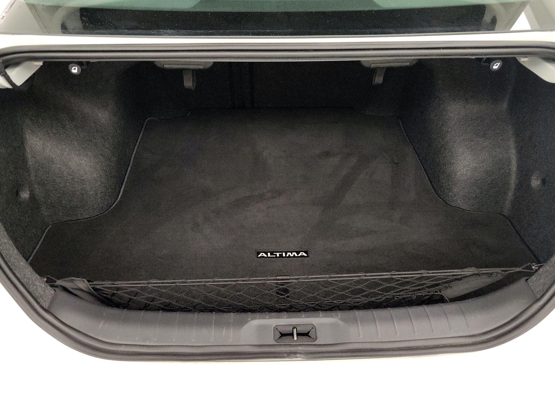 Thumbnail: 2020 Nissan Altima - 20