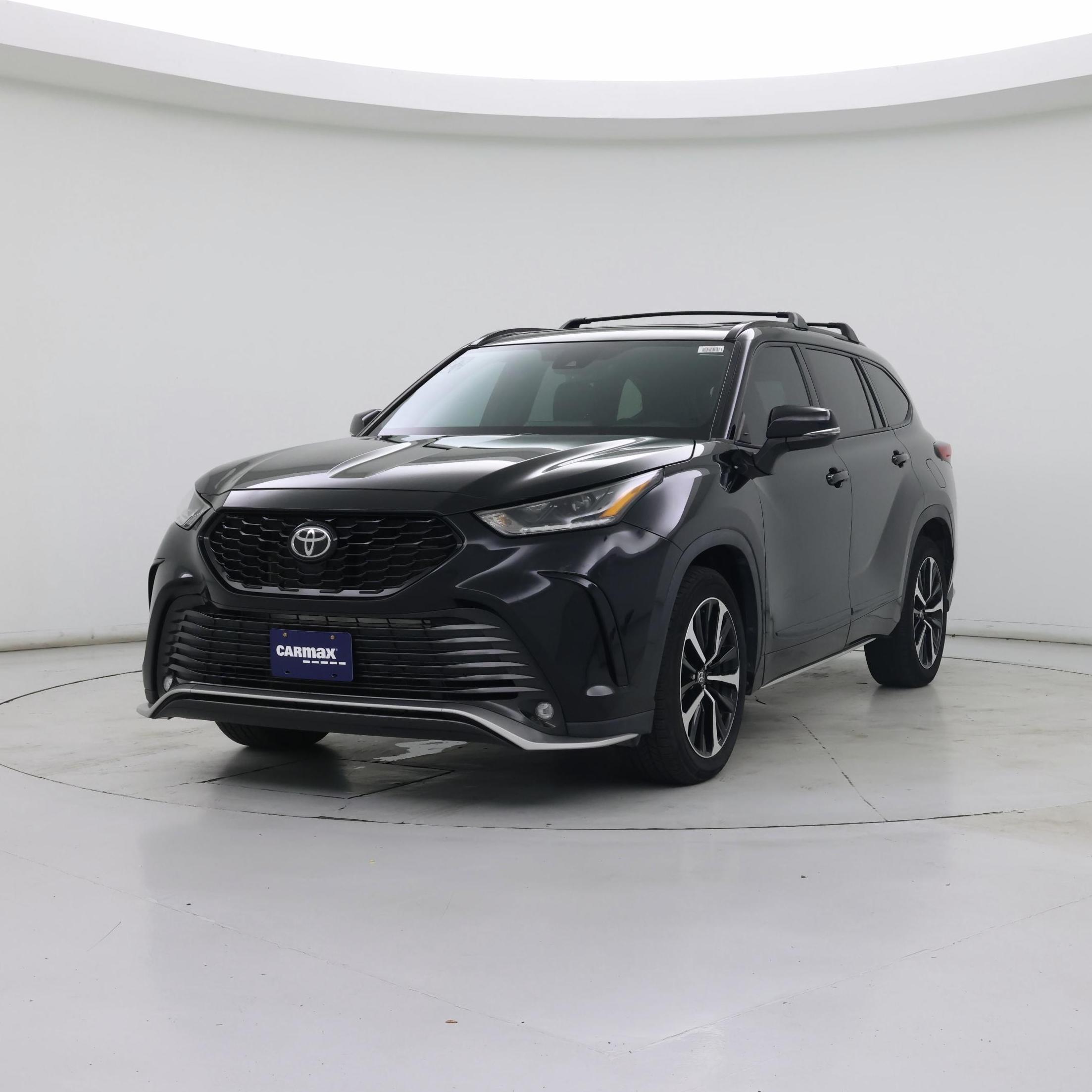 Thumbnail: 2022 Toyota Highlander - 4