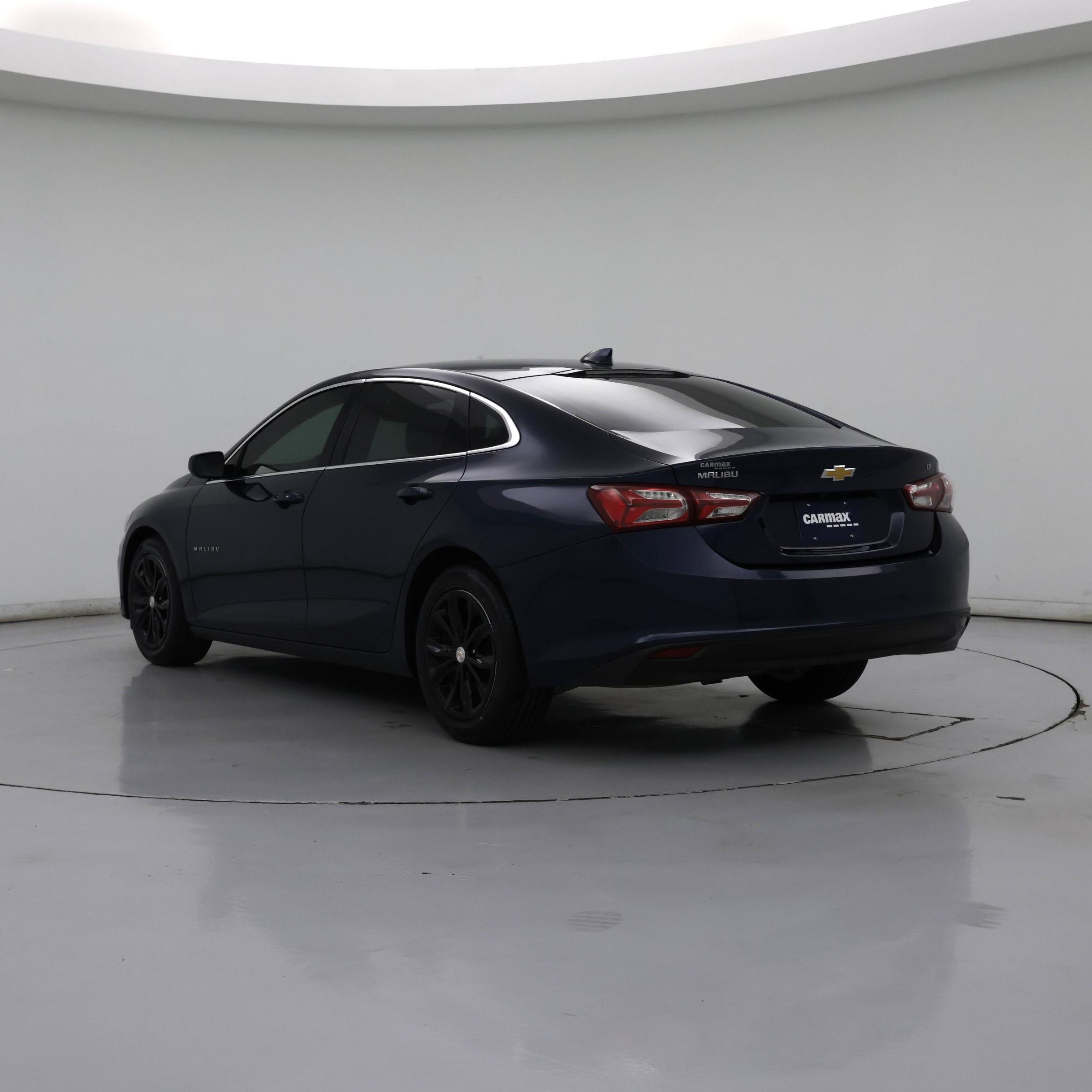 Thumbnail: 2021 Chevrolet Malibu - 2