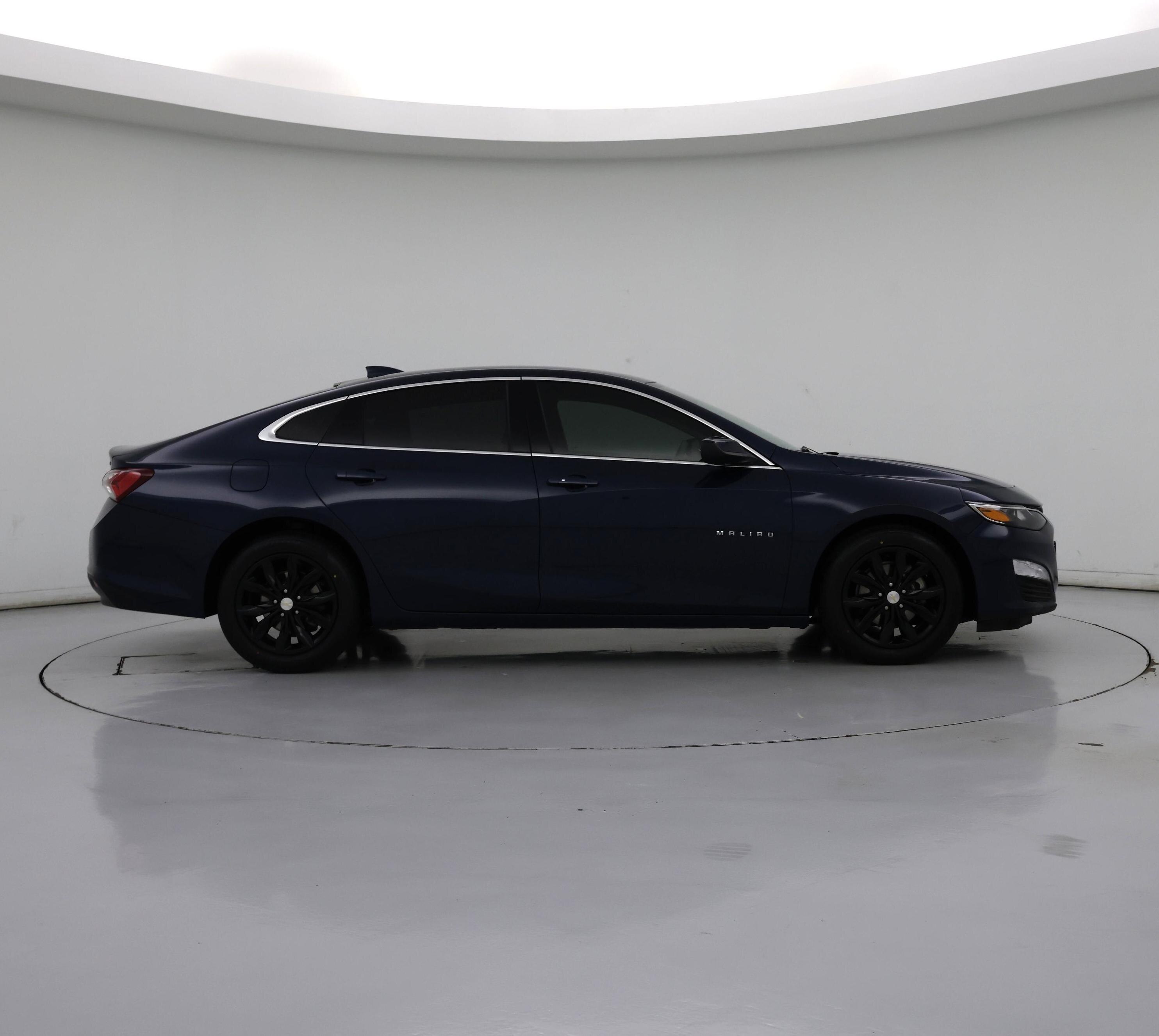 Thumbnail: 2021 Chevrolet Malibu - 7