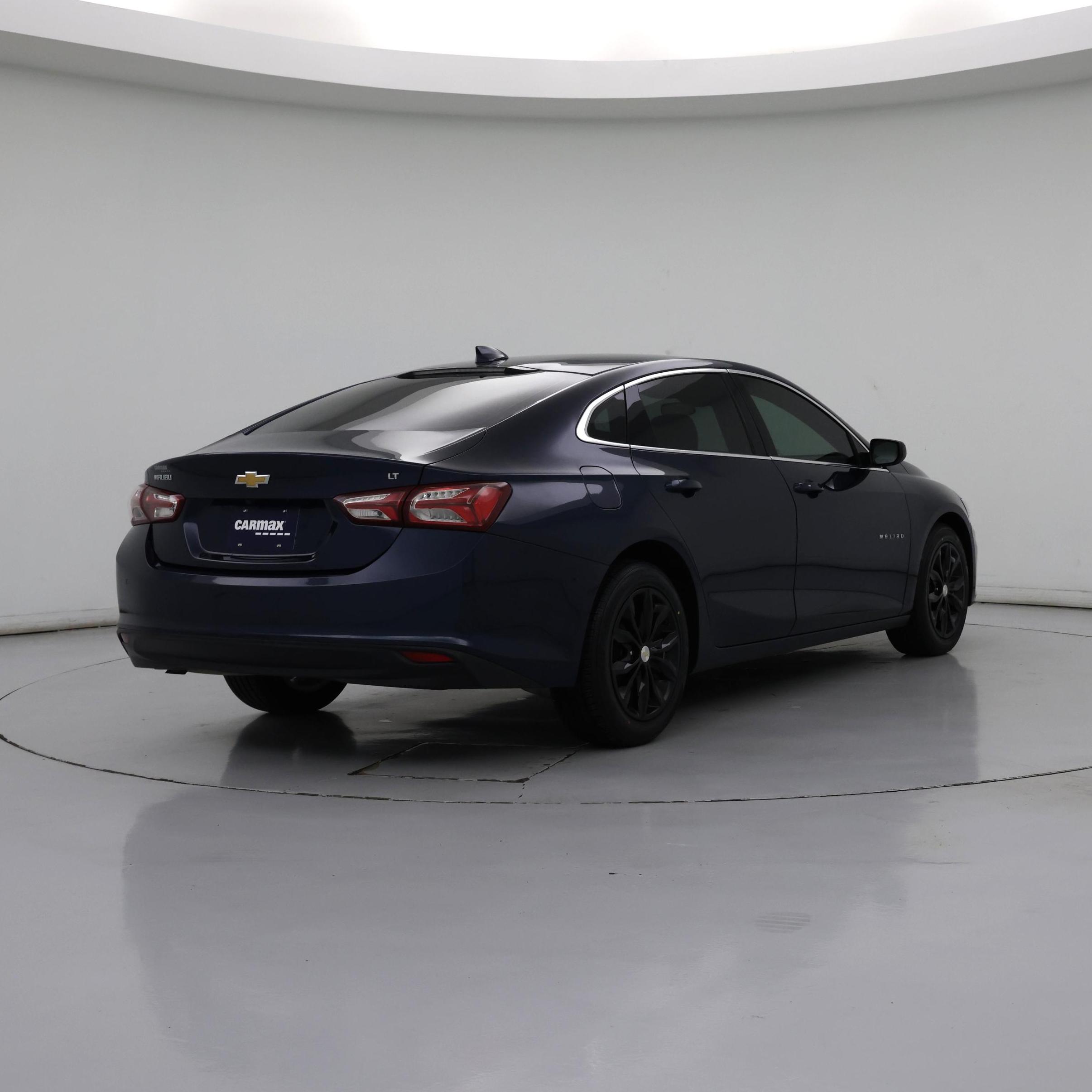 Thumbnail: 2021 Chevrolet Malibu - 8