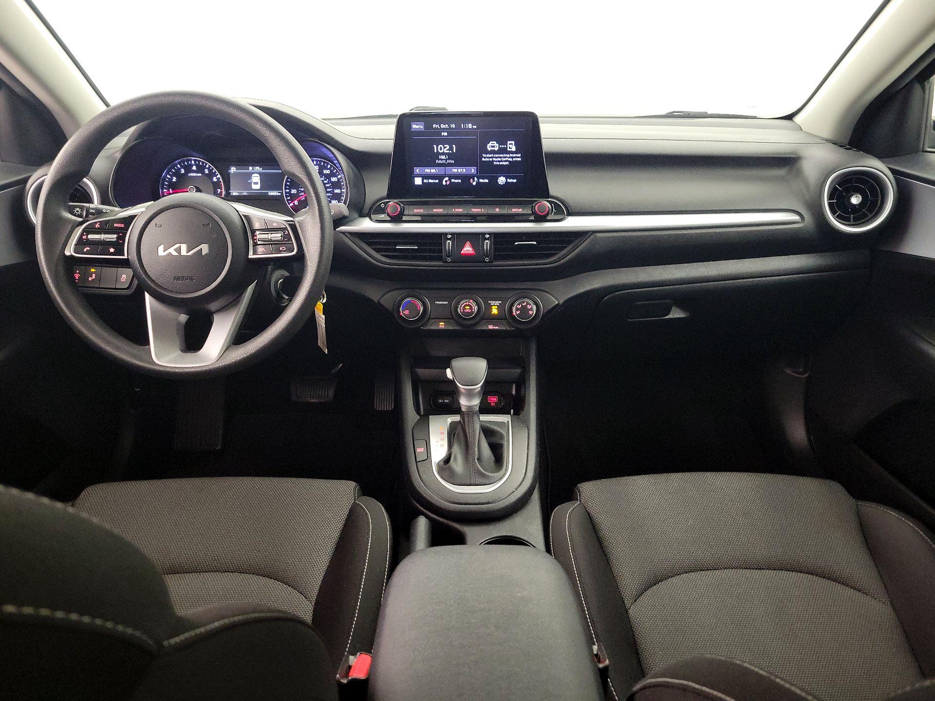 Thumbnail: 2024 Kia Forte - 9