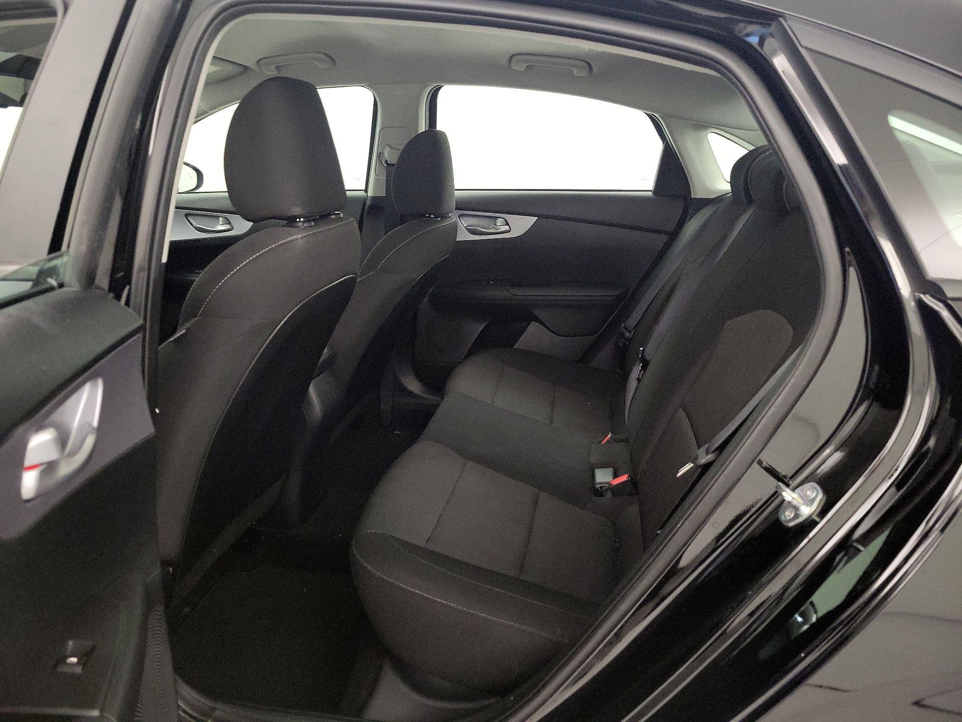 Thumbnail: 2024 Kia Forte - 18