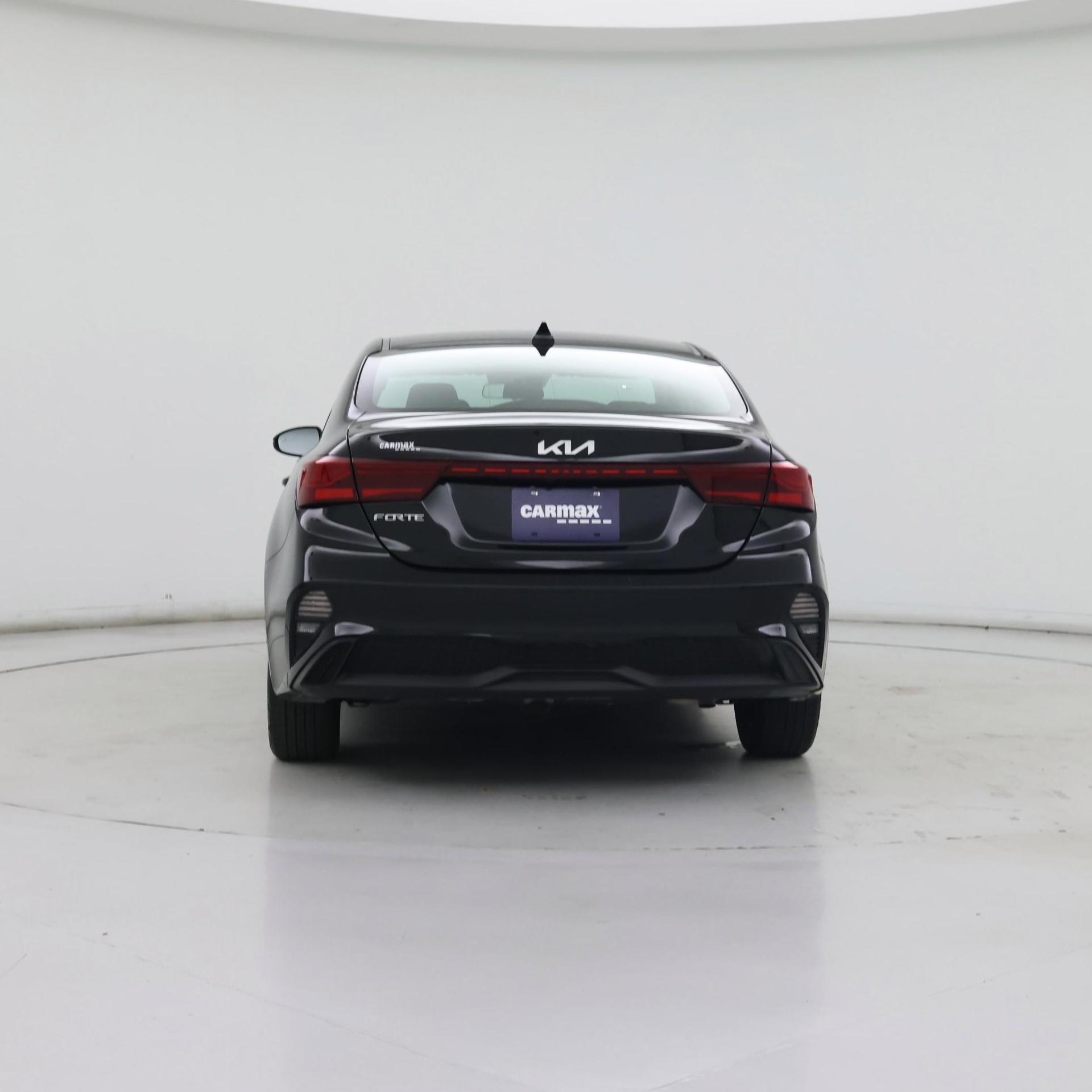 Thumbnail: 2024 Kia Forte - 6