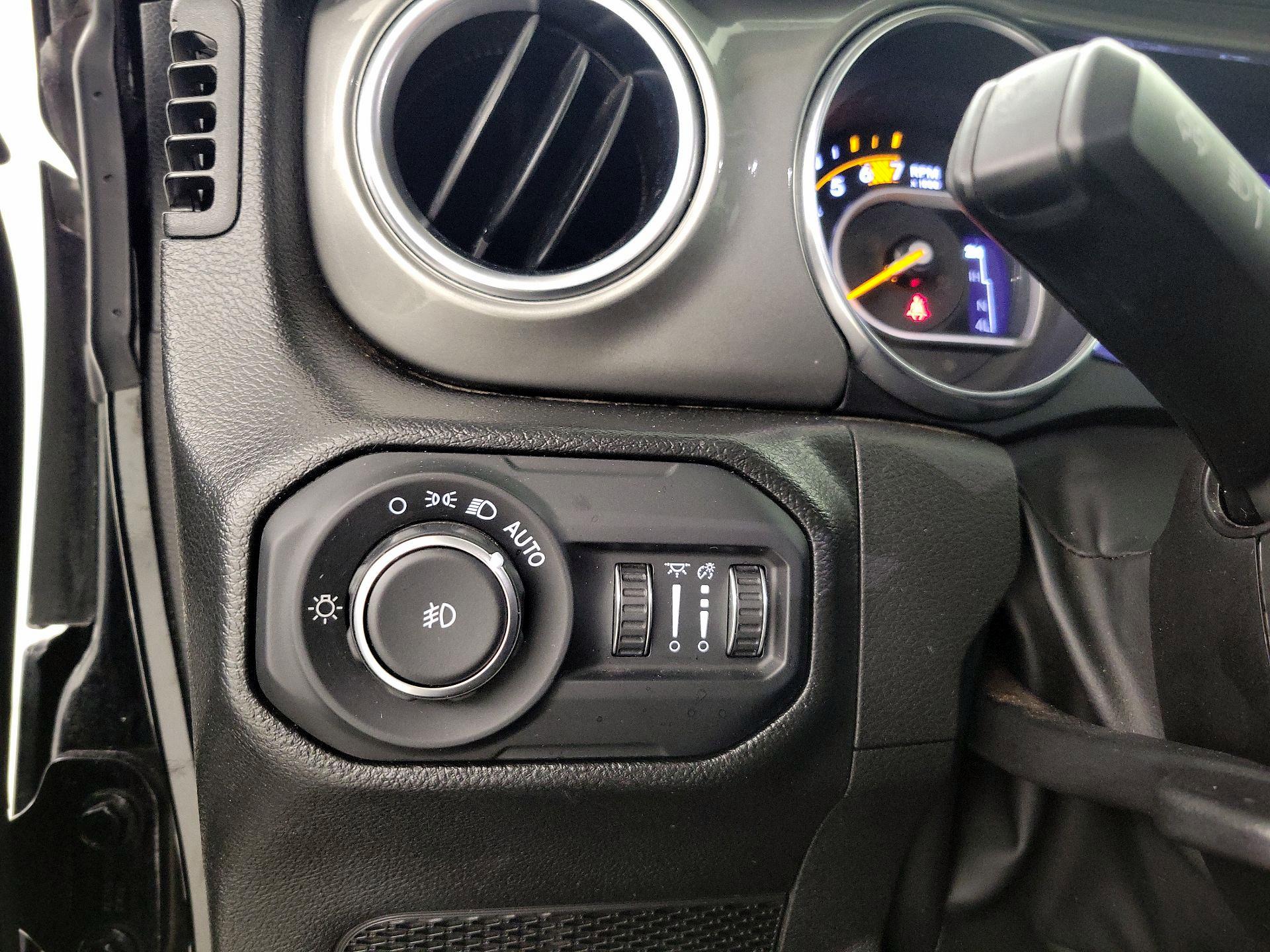 Thumbnail: 2022 Jeep Wrangler - 13